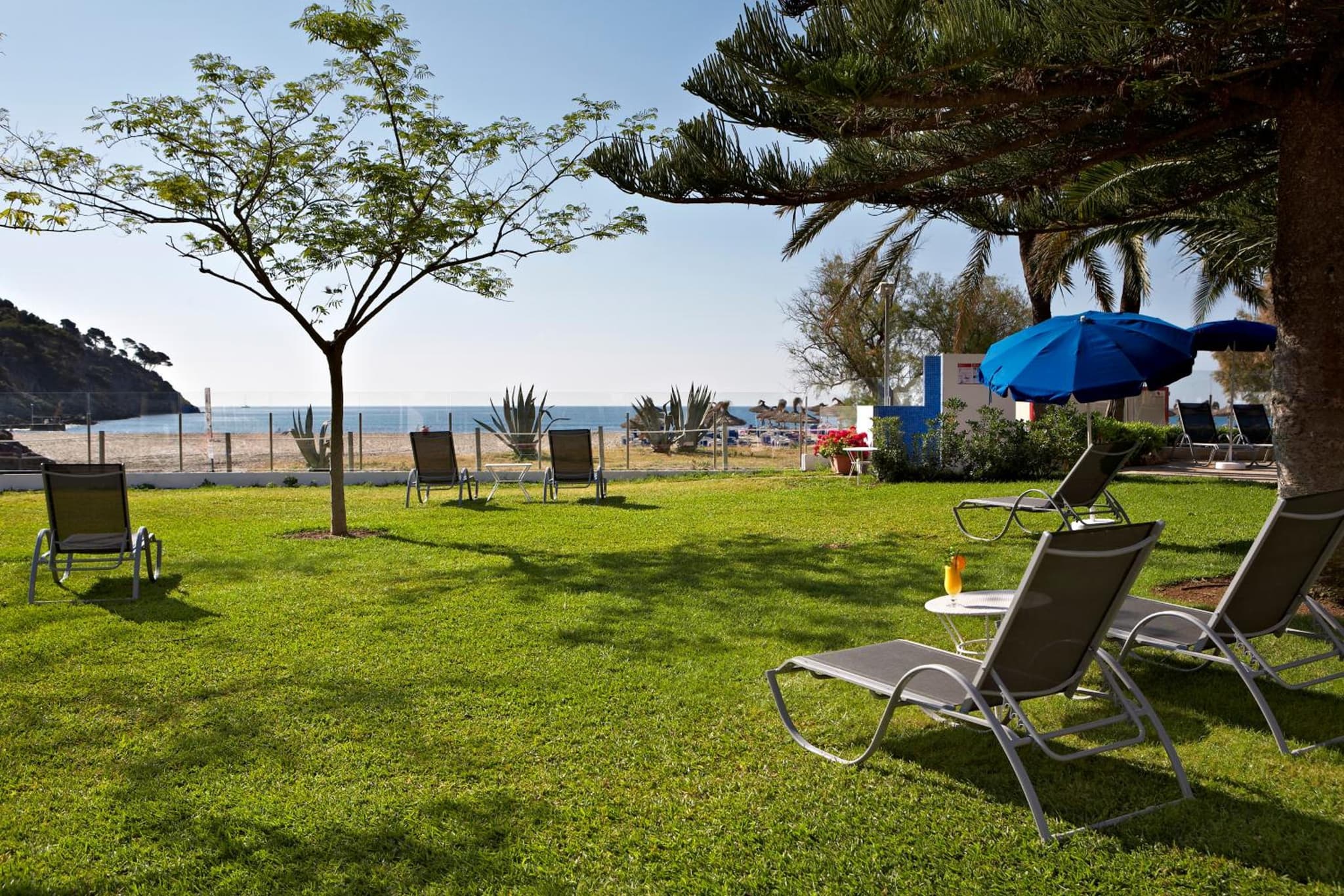 Universal Hotel Castell Royal photo 3