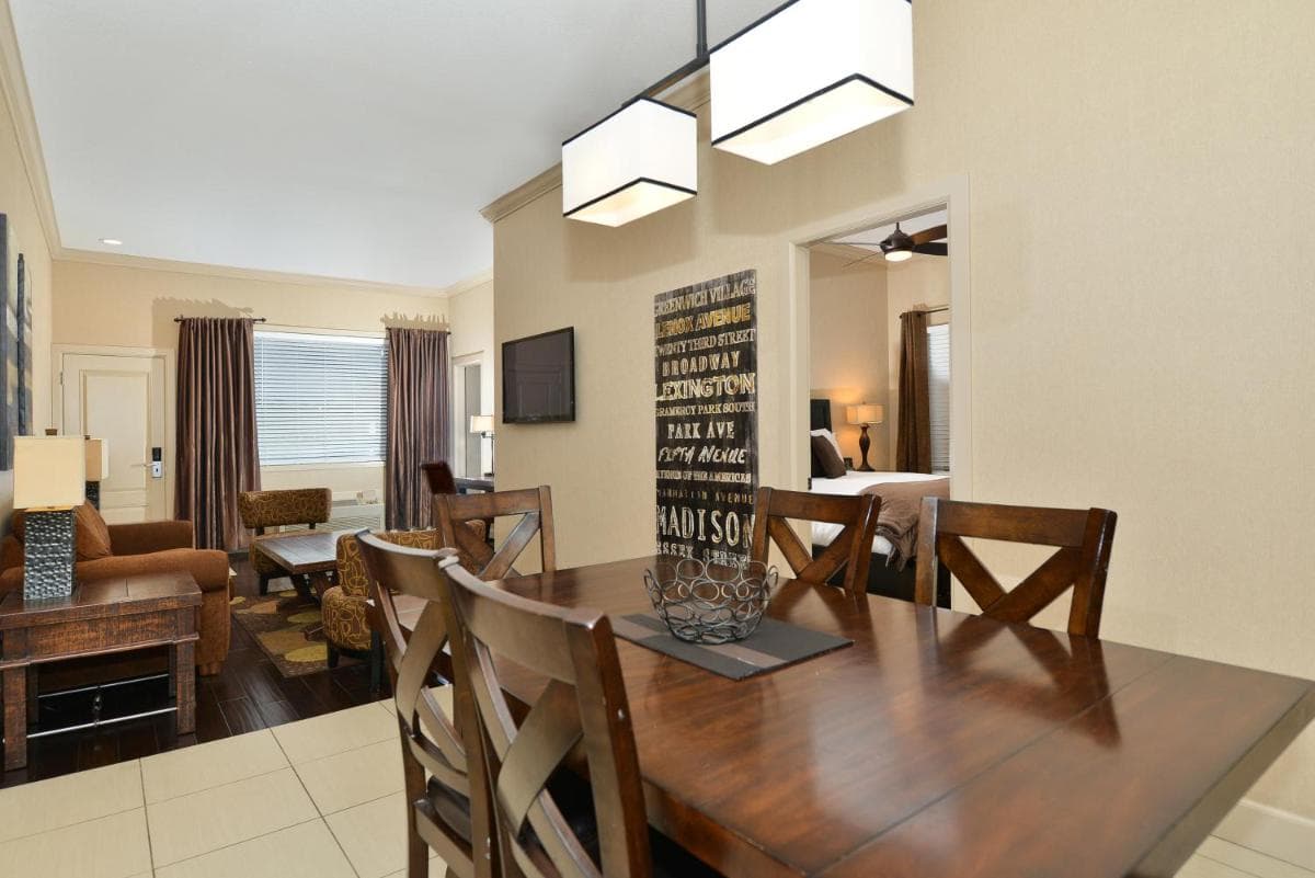 Prestige Vernon Hotel photo 8