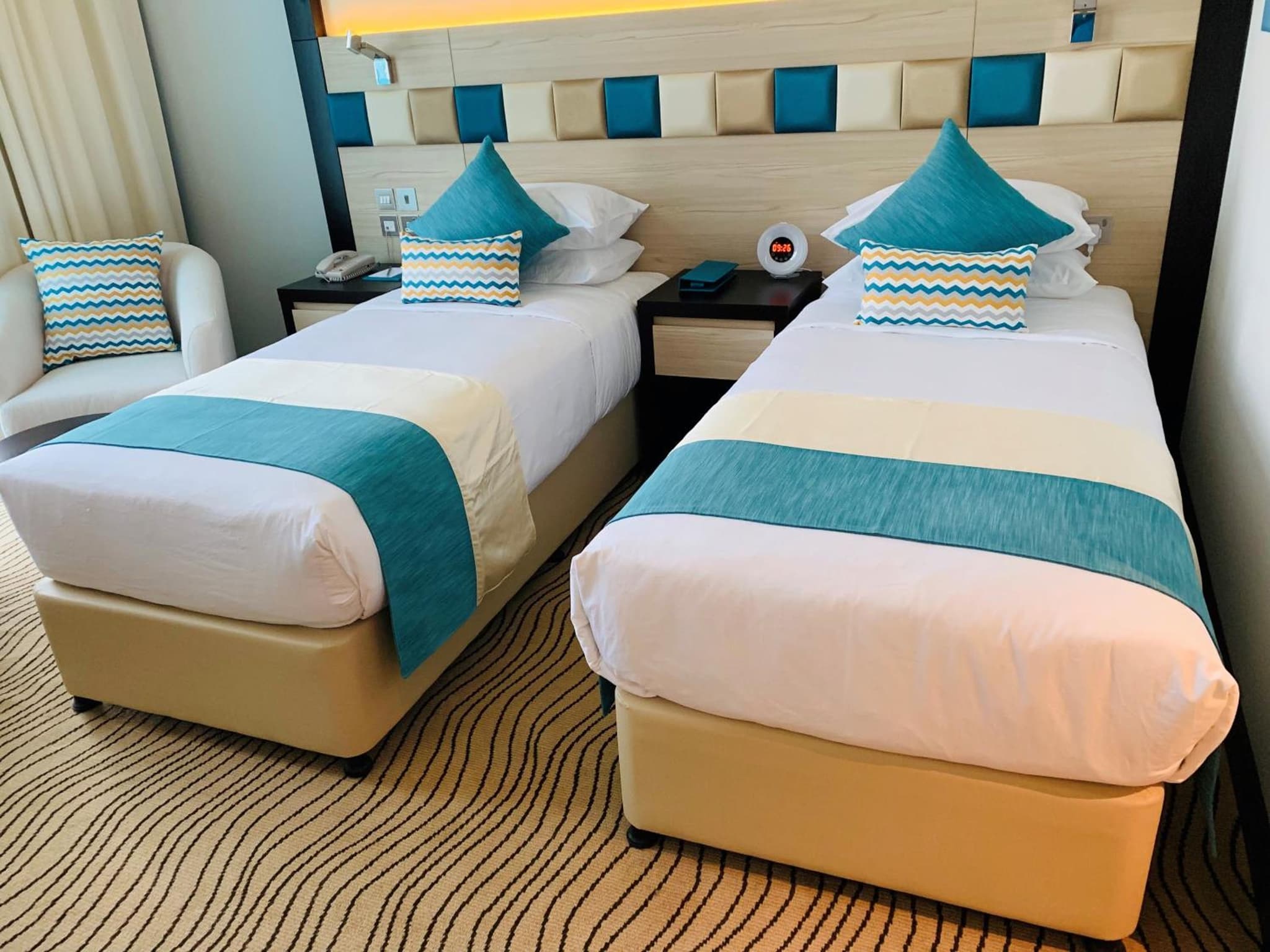 City Avenue Hotel photo 7