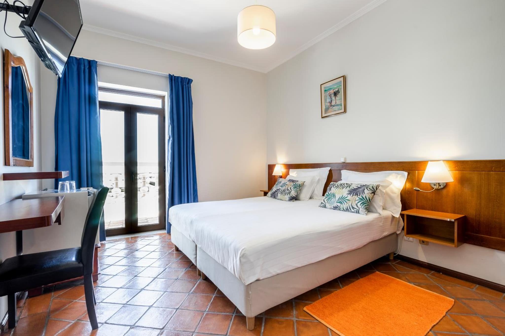 hotel room