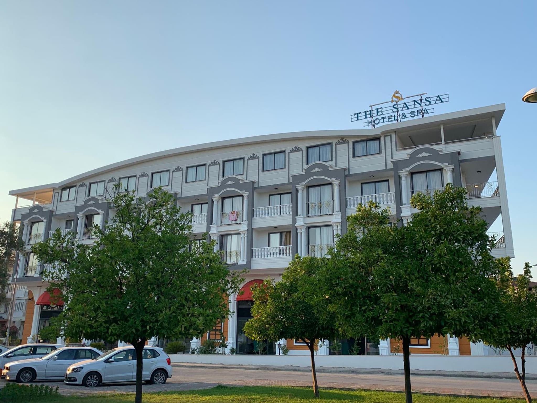 The Sansa Hotel & Spa photo 3