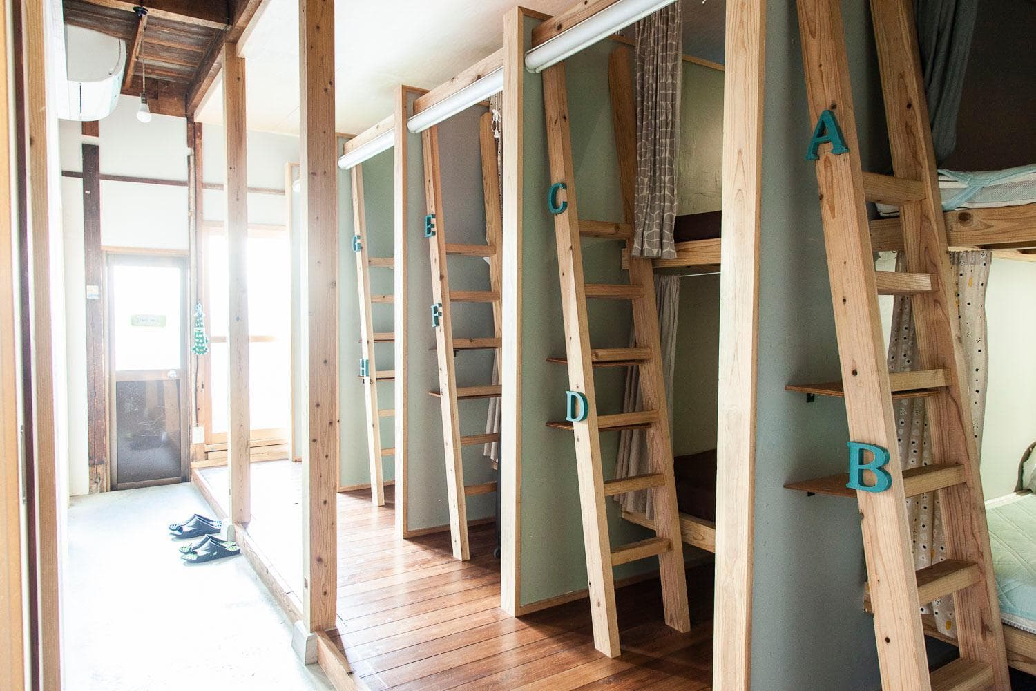 Fukuoka Guesthouse HIVE photo 4