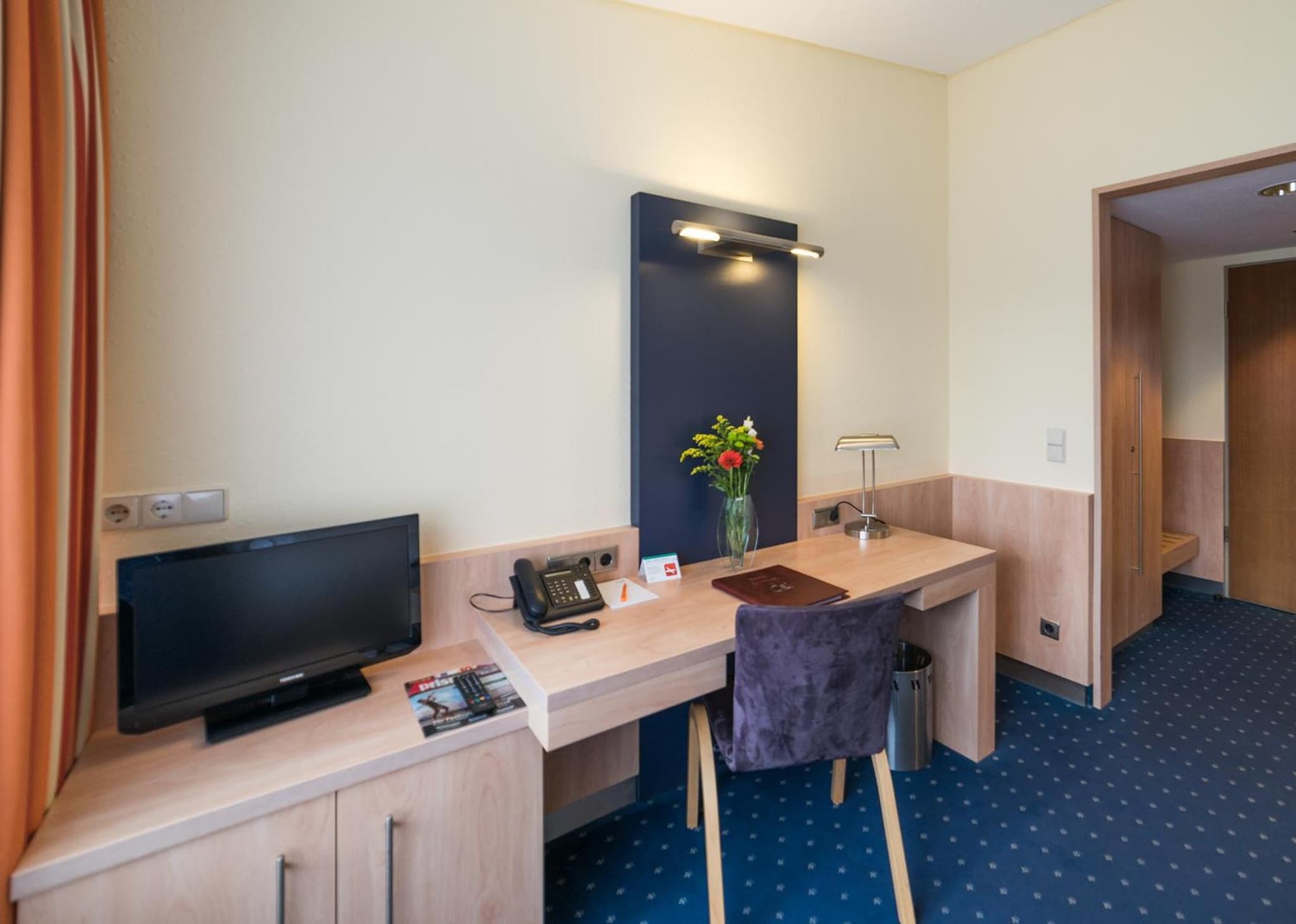 hotel room