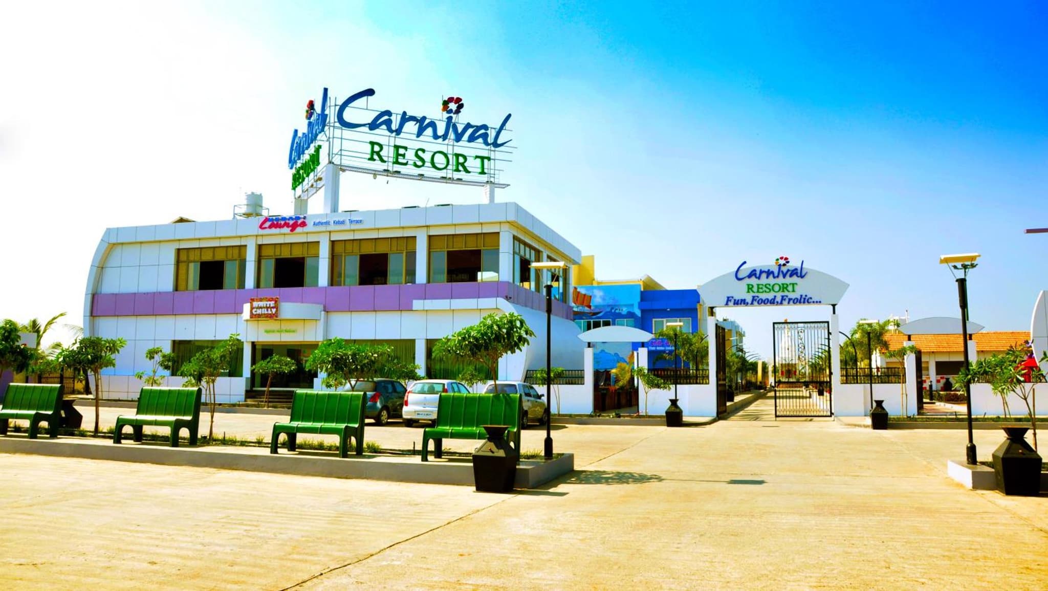 Carnival Resort photo 2