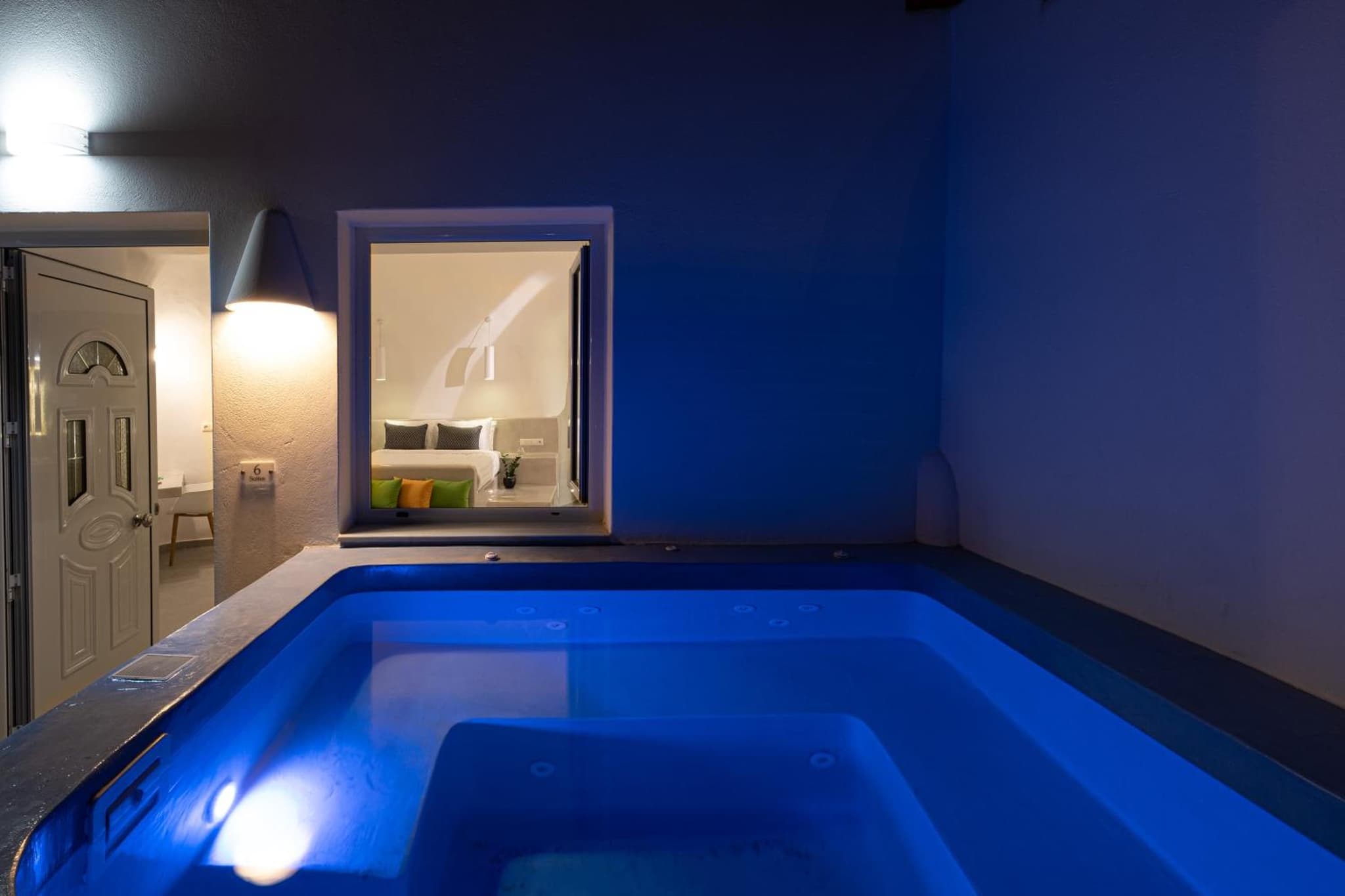 Santoterra Antigua Suites photo 8