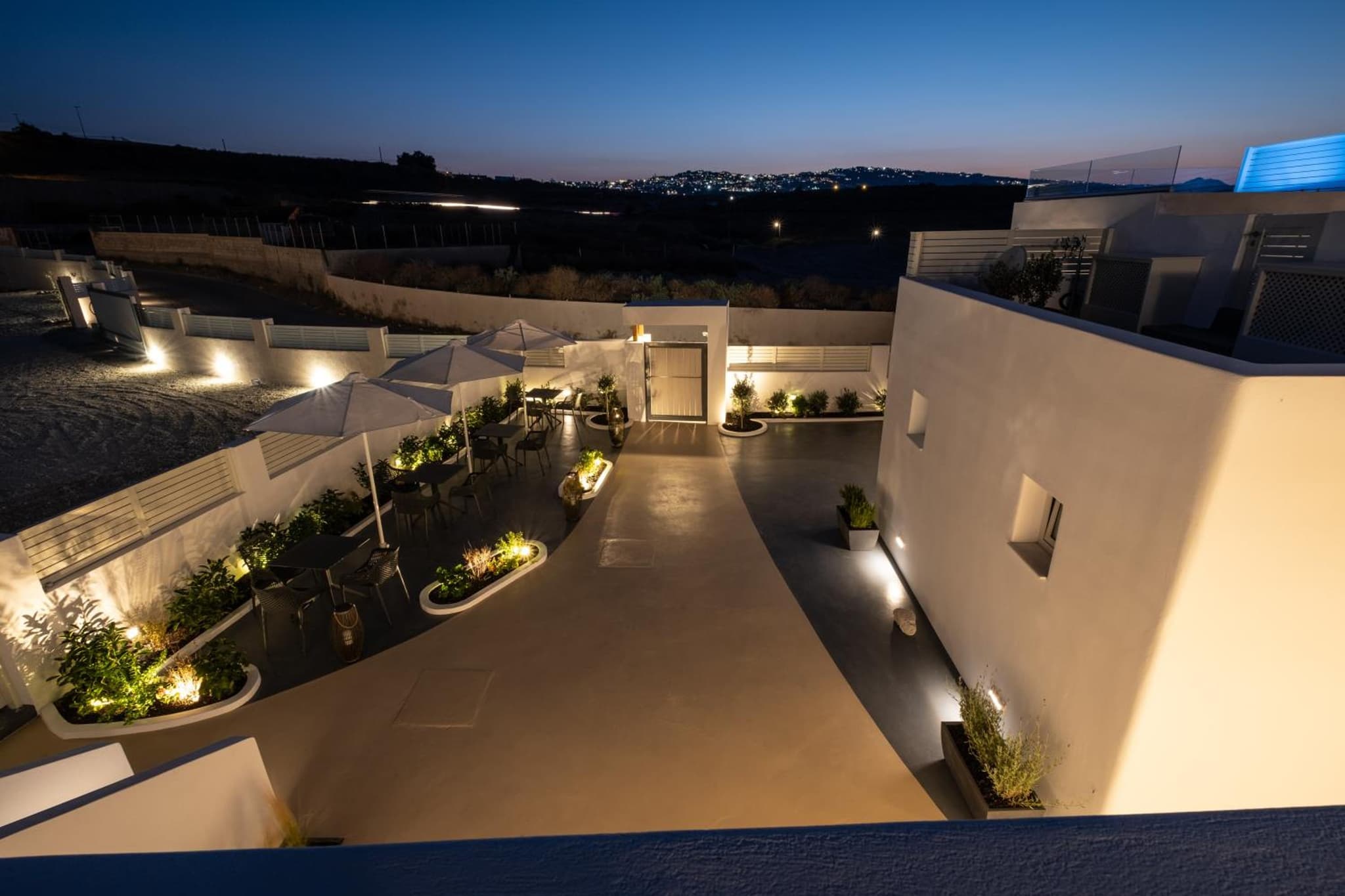 Santoterra Antigua Suites photo 6