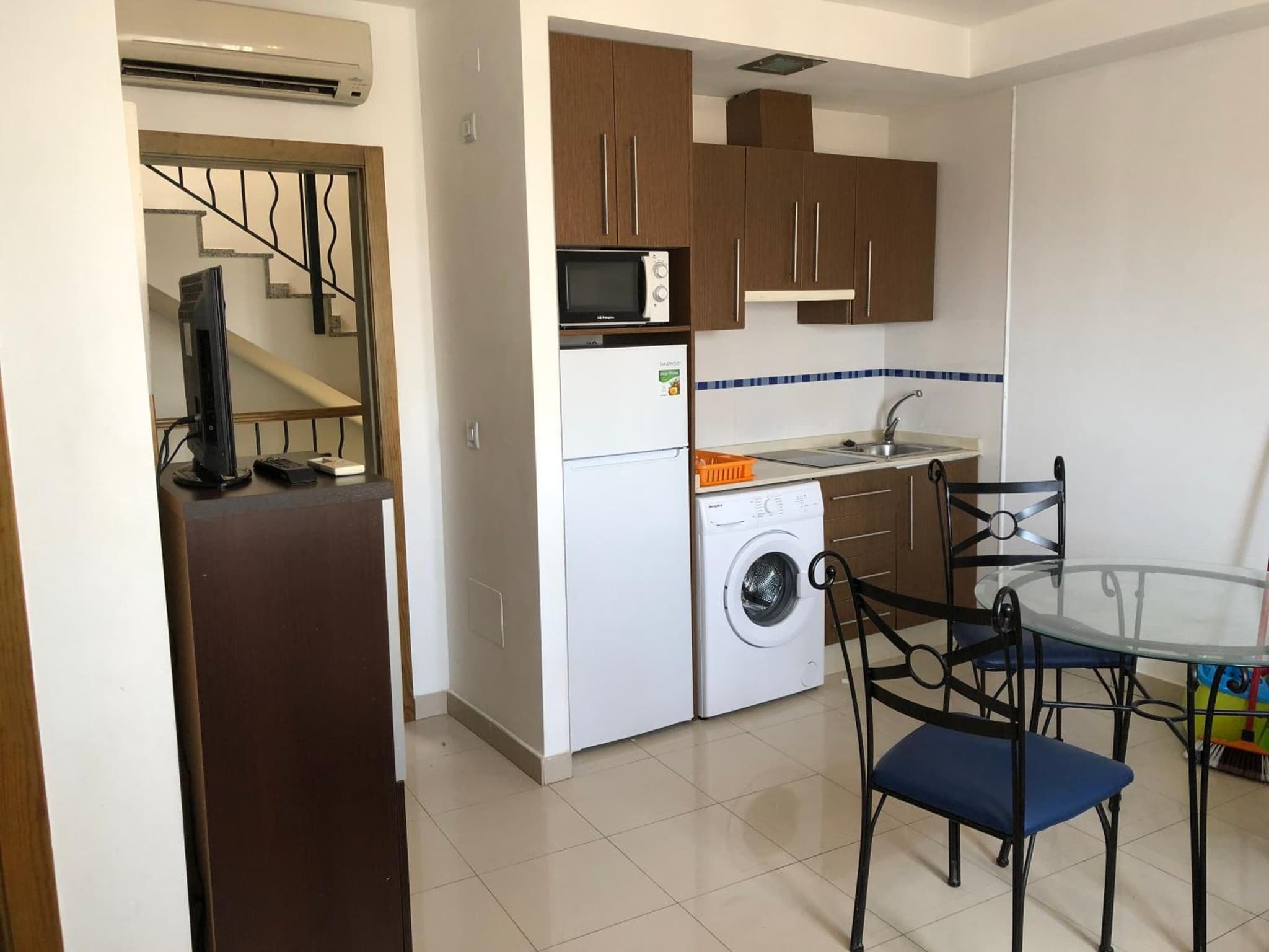 APARTAMENTOS ESJOVIAL photo 7
