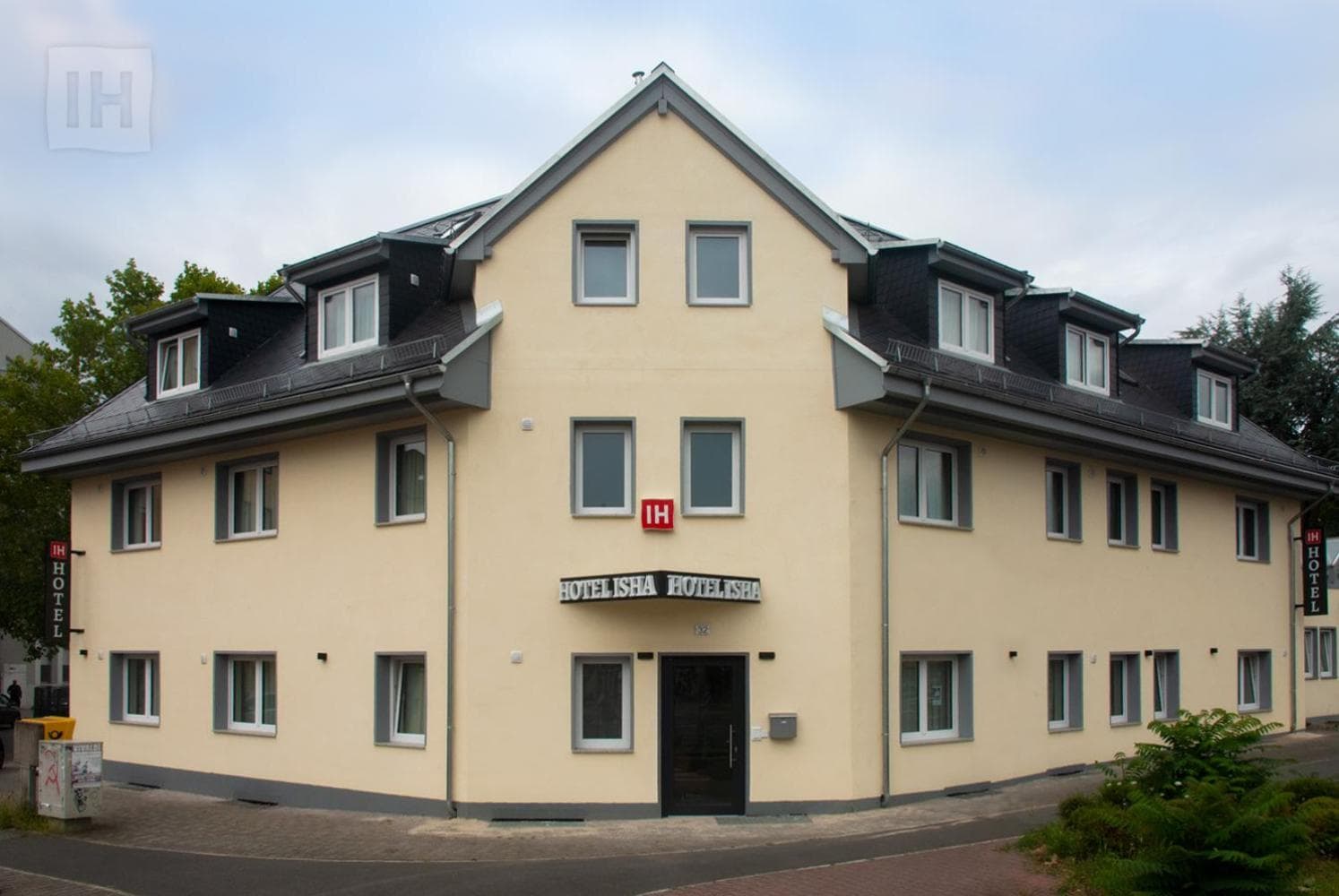 Hotel Isha
