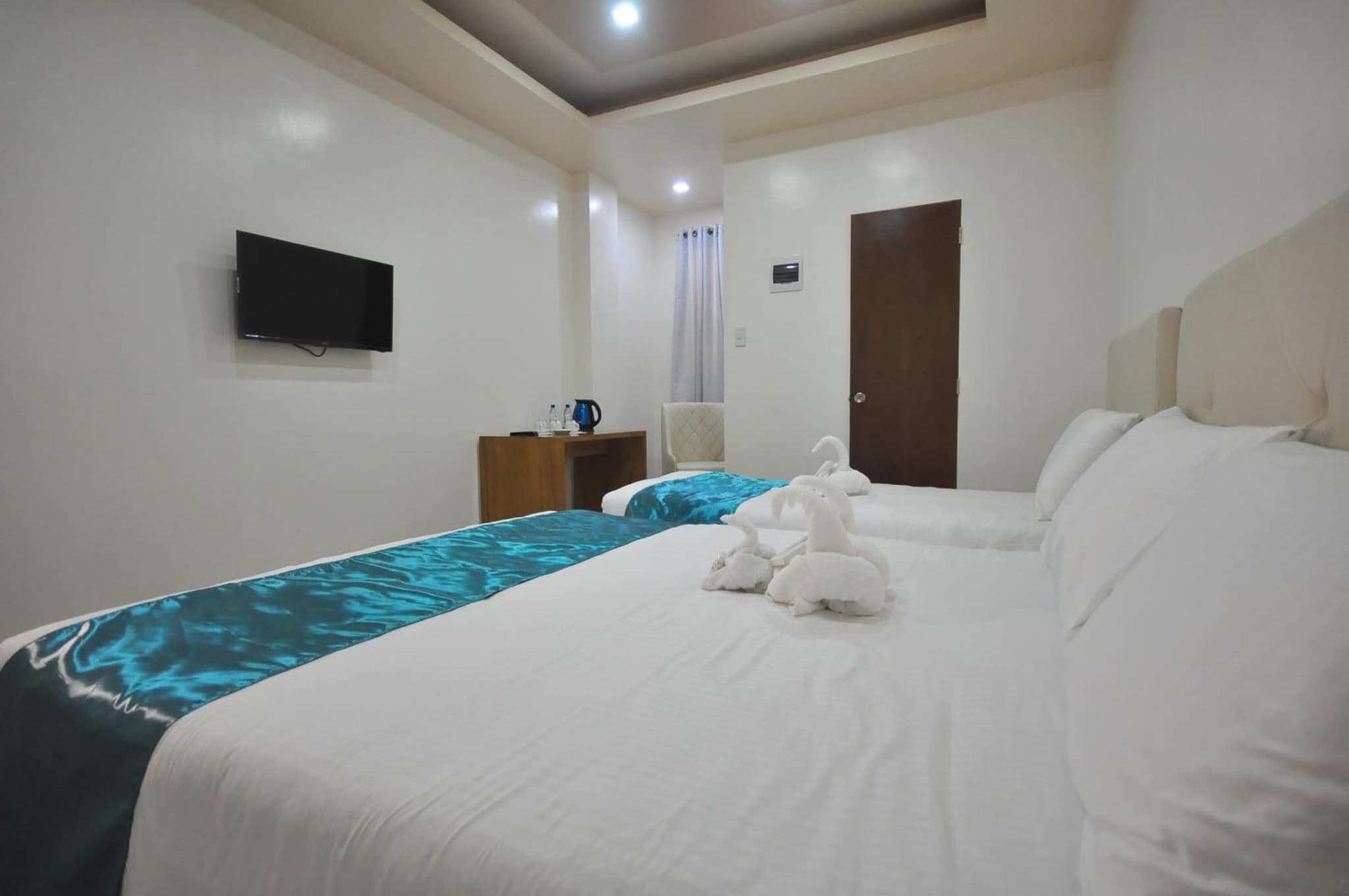 RNR Suites photo 5