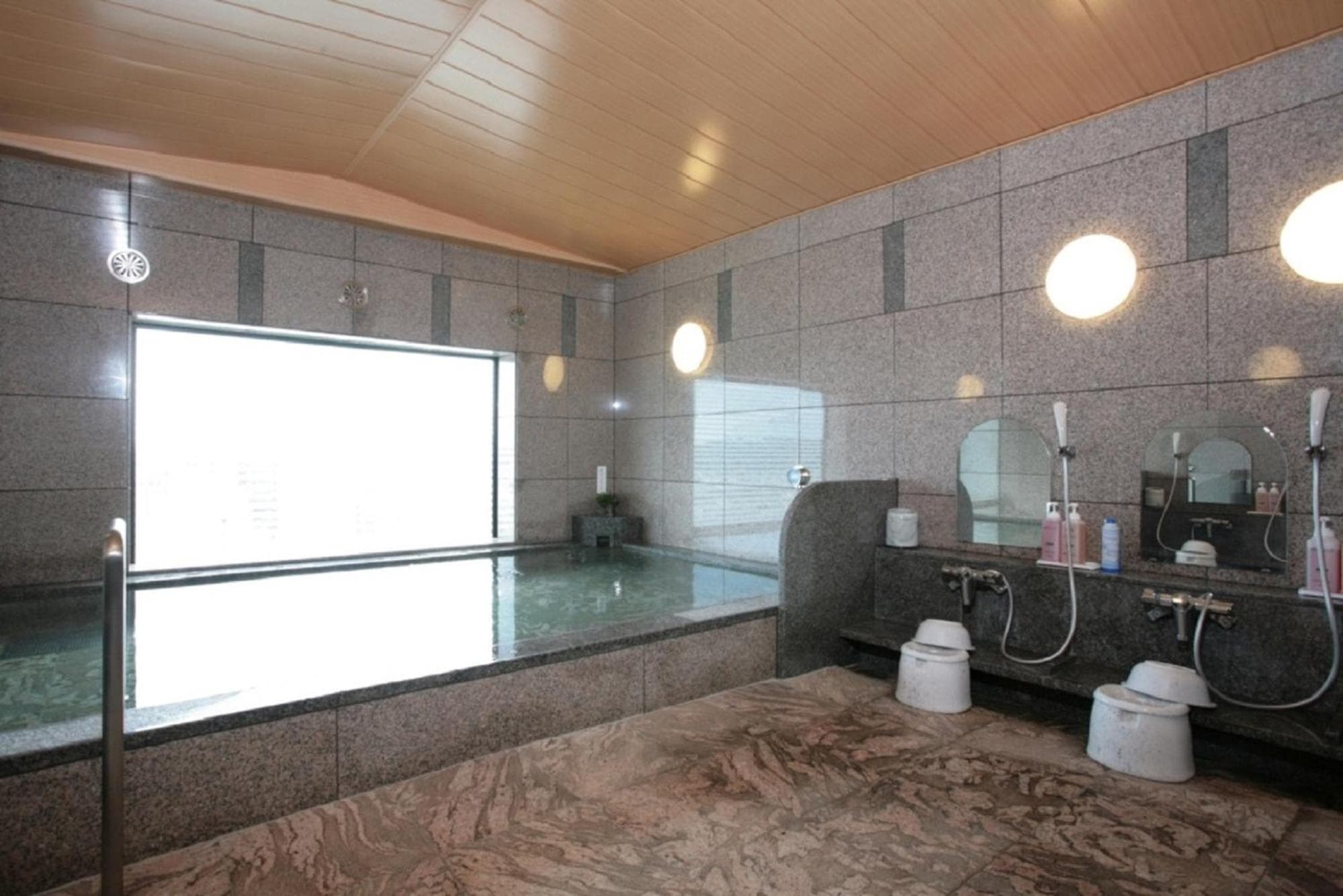 Hotel Route-Inn Iwaki Ekimae photo 8