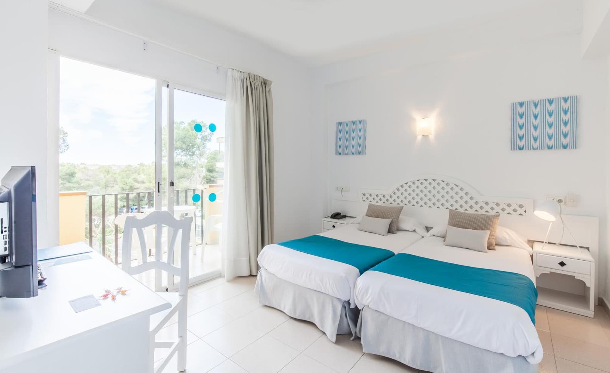 BLUESEA Costa Verde photo 2