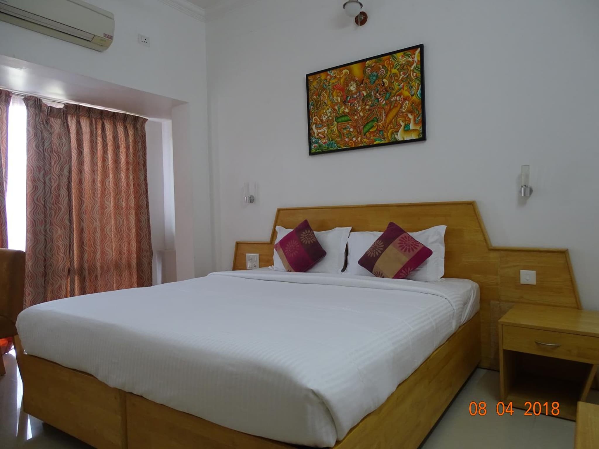 Hotel Opalo Kailas photo 8