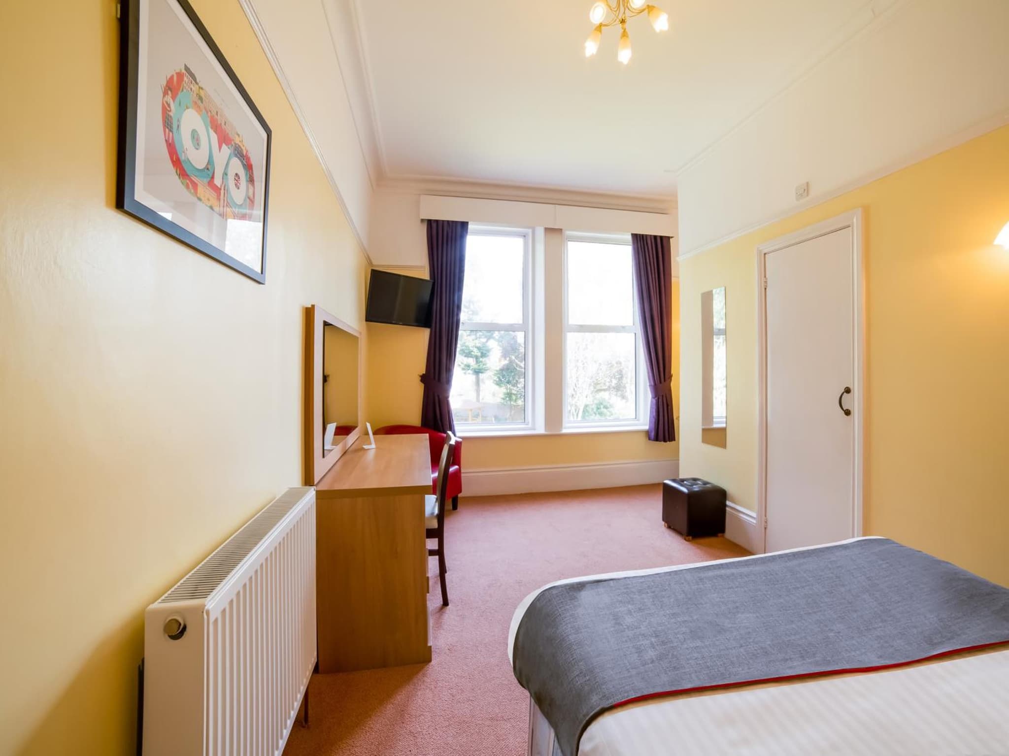 OYO Eagle House Hotel, St Leonards Hastings photo 3
