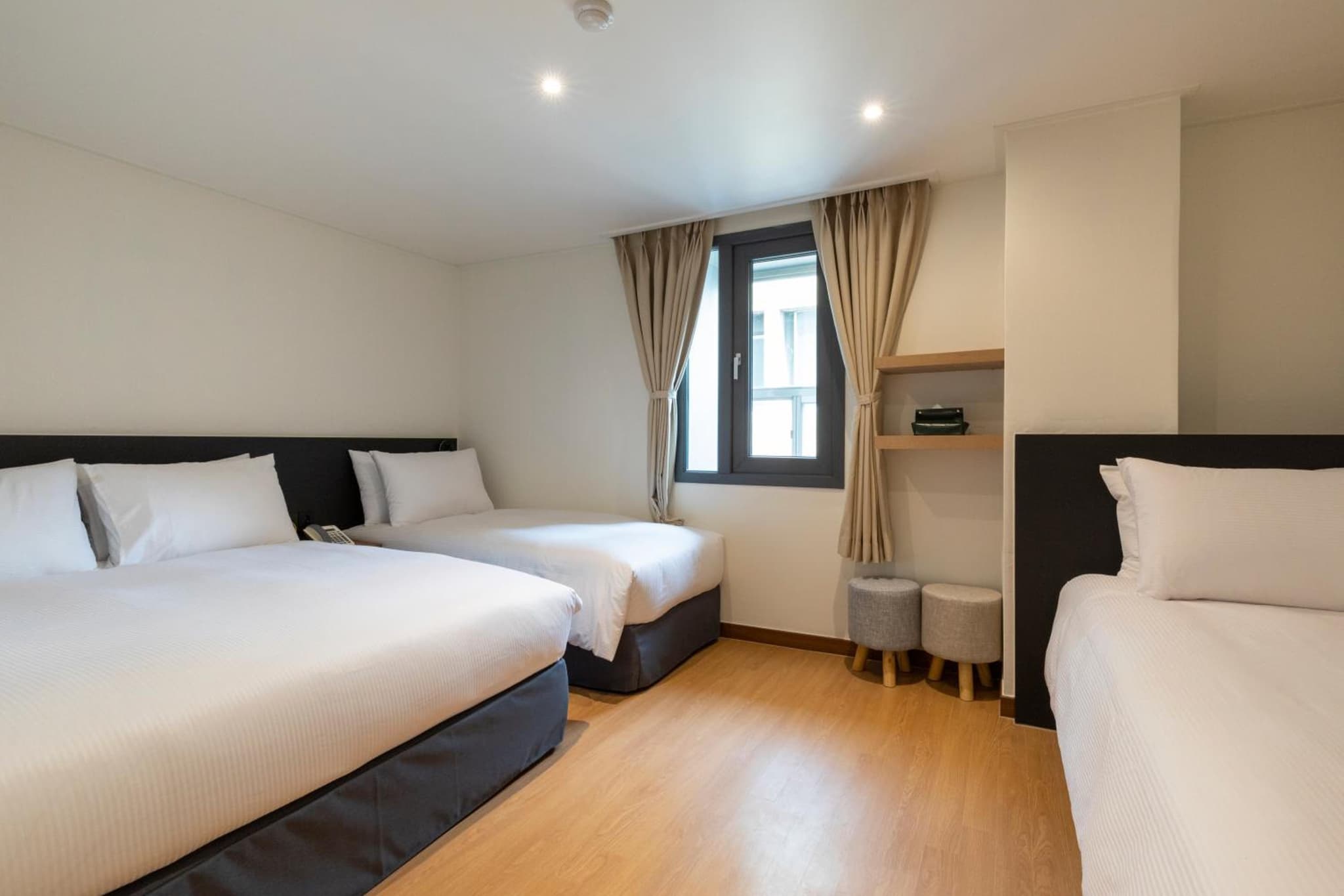 Hotel Firststay Myeongdong photo 7