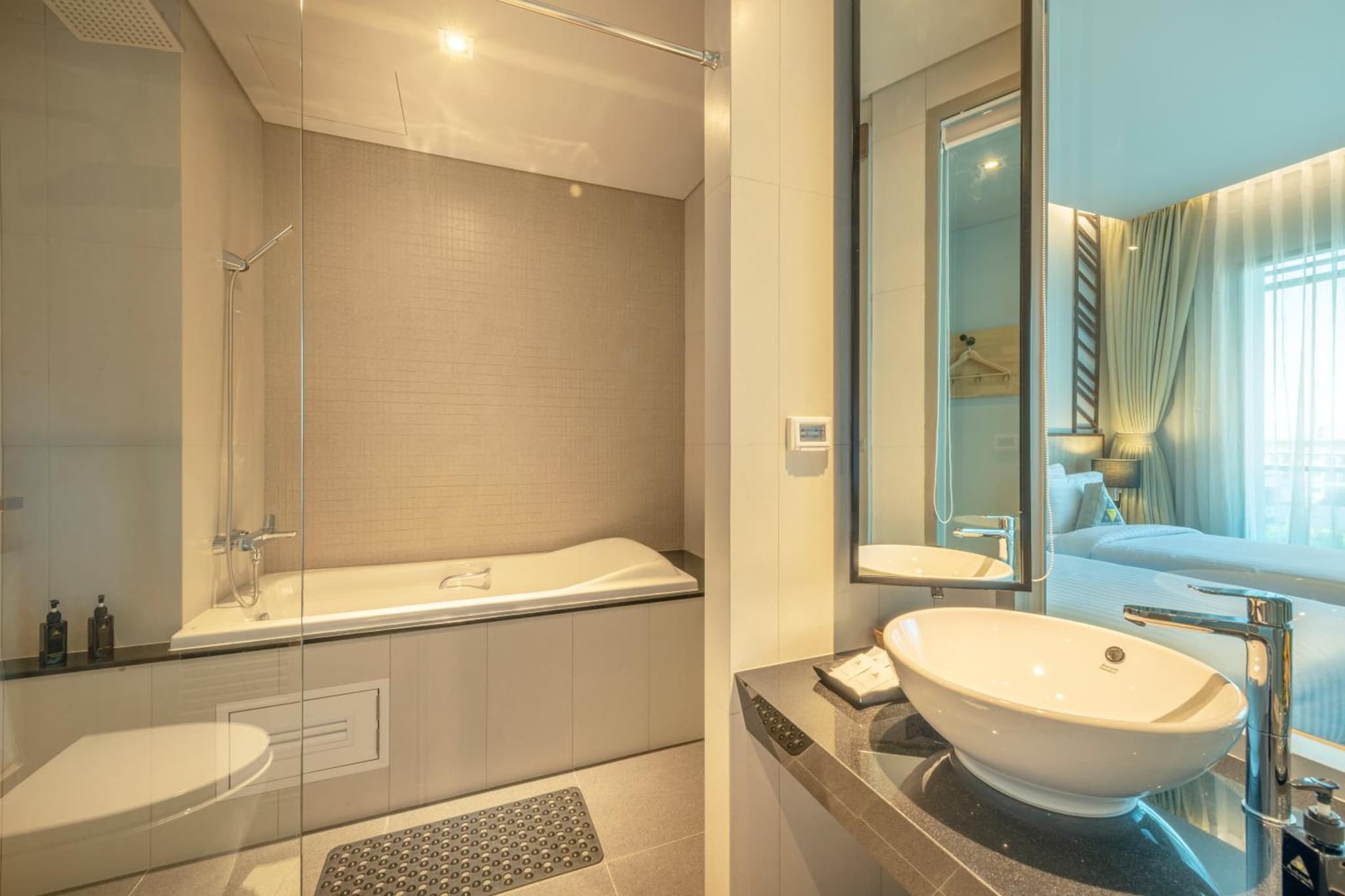AisanA Hotel Korat photo 6