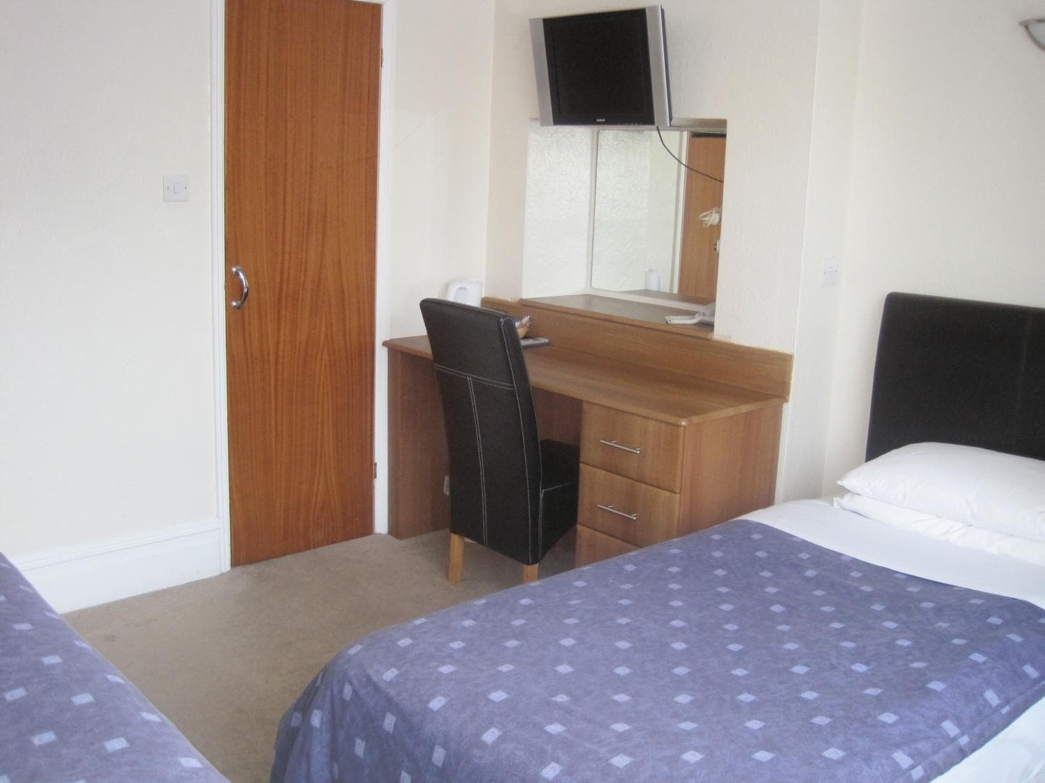 Warwick Lodge photo 6