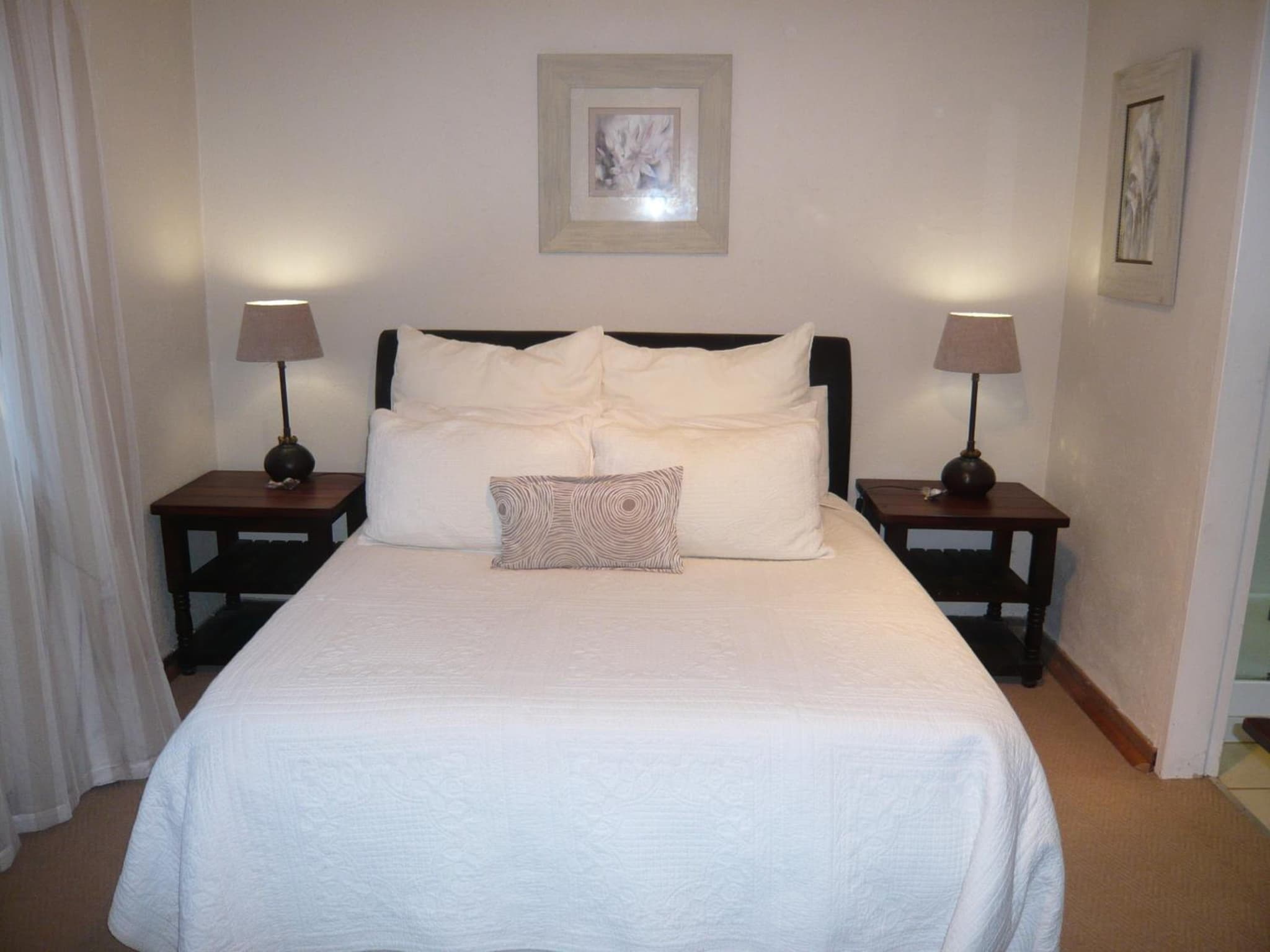 Dusk to Dawn Guesthouse photo 7