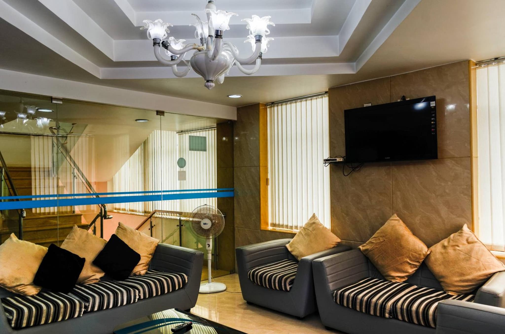 Hotel Opalo Kailas photo 9