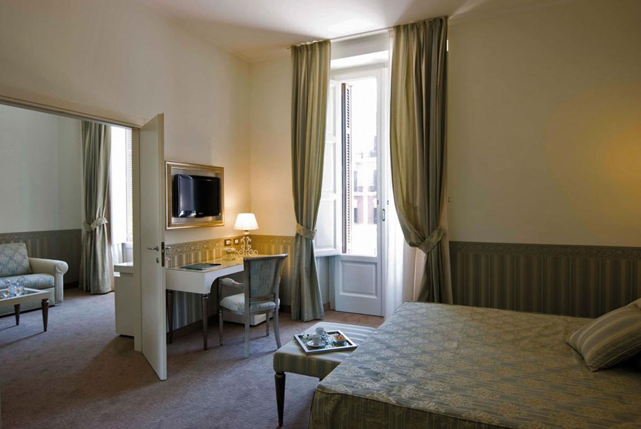 JR Hotels Oriente Bari photo 4