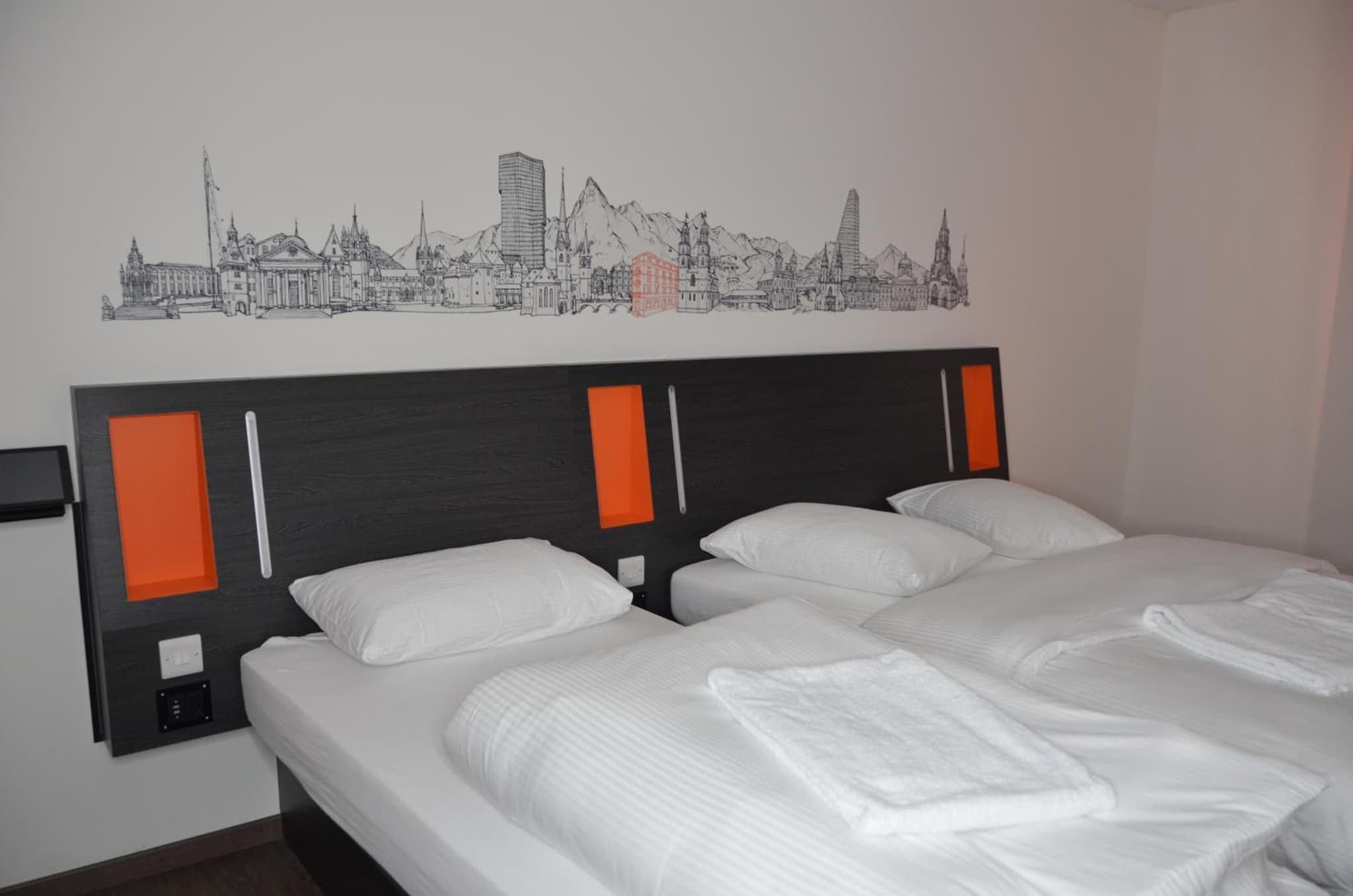 Delta City Hotels - Self check-in photo 6