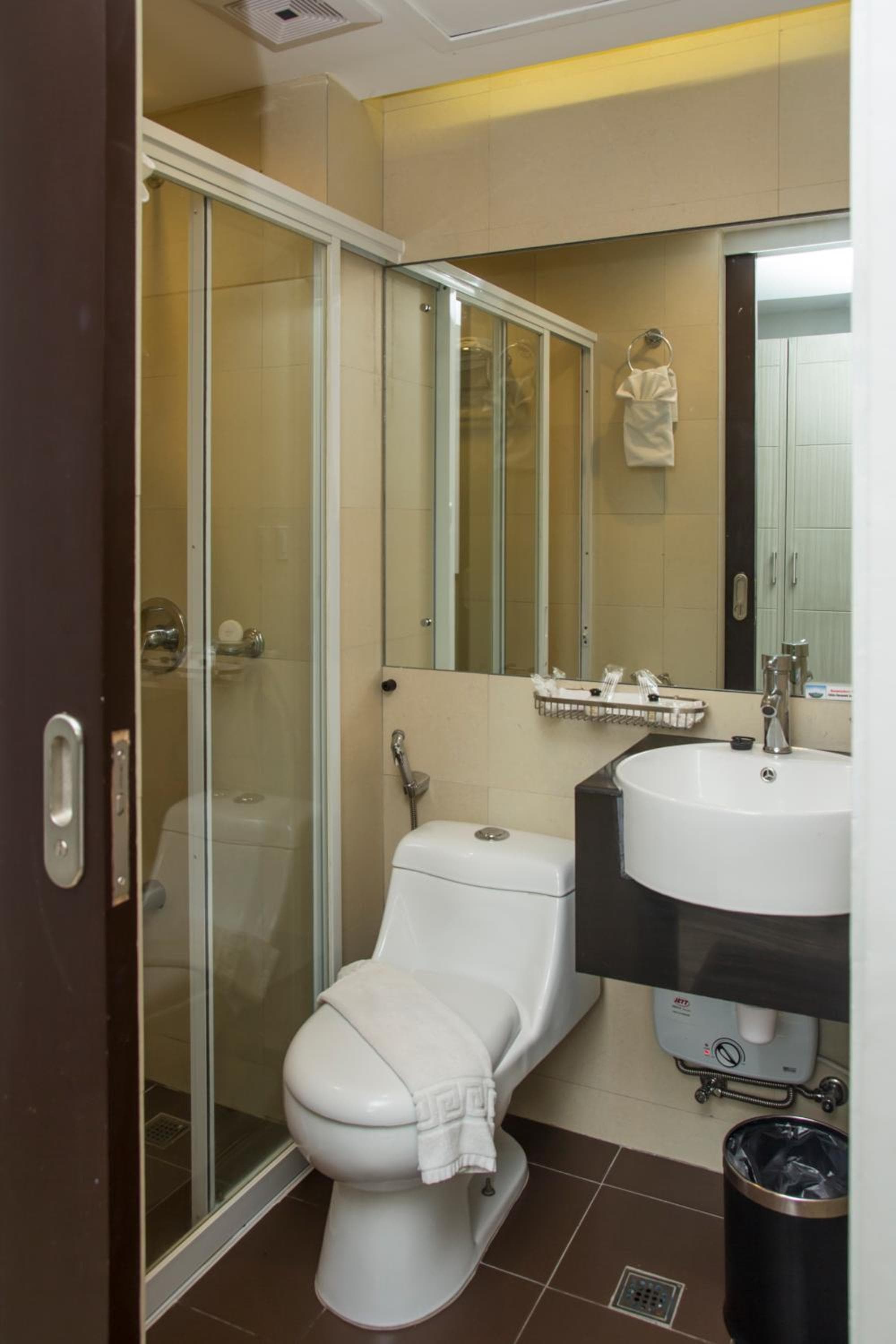 Venus Parkview Hotel photo 5