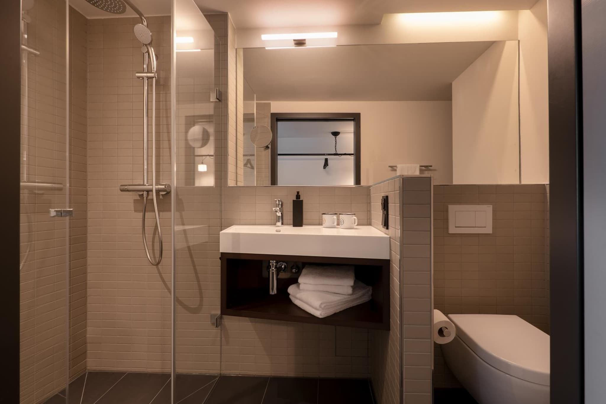 PIERDREI Hotel HafenCity Hamburg photo 2