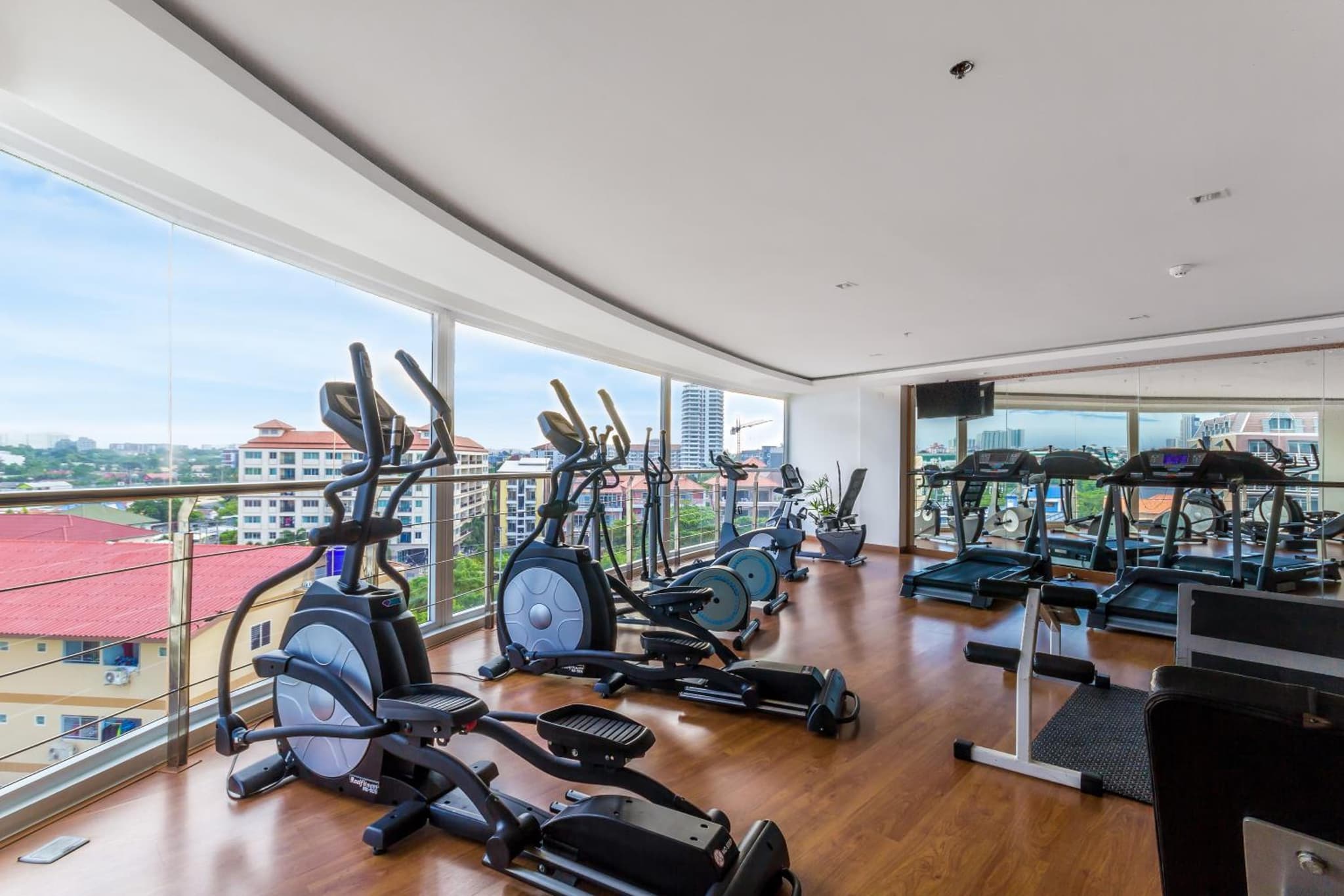 Nova Suites Pattaya by Compass Hospitality photo 2