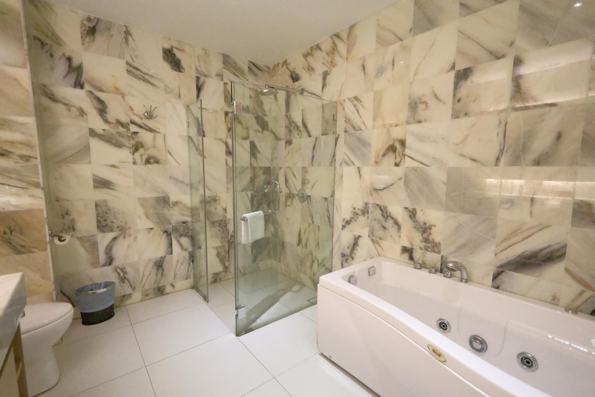 The Guest Hotel & Spa photo 2
