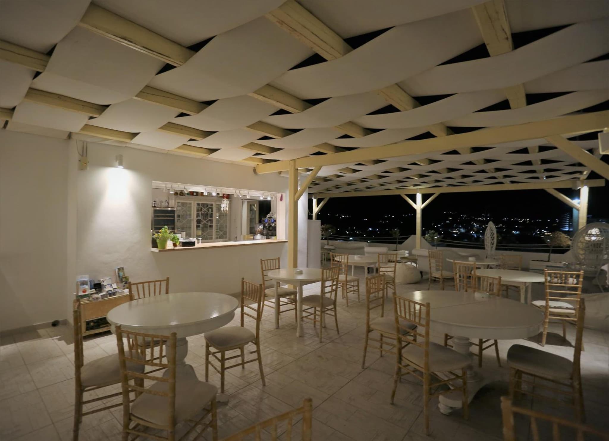 The White Suites photo 7