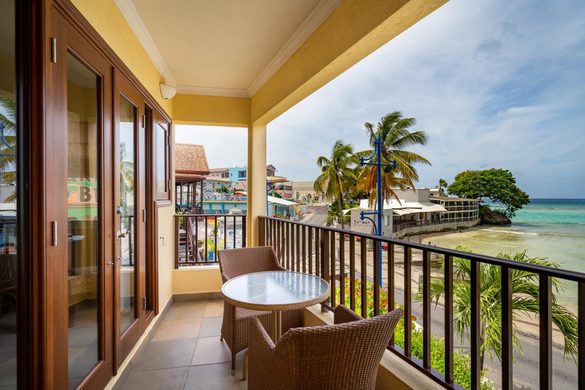 Yellow Bird Hotel photo 7