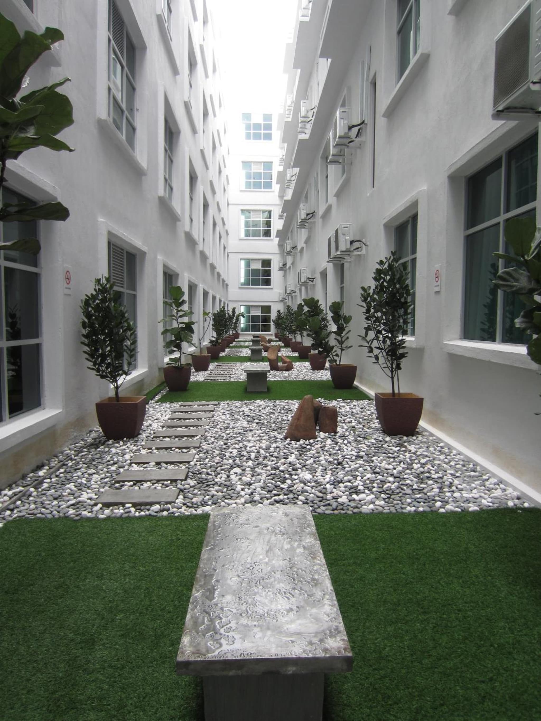 D Hotel photo 5