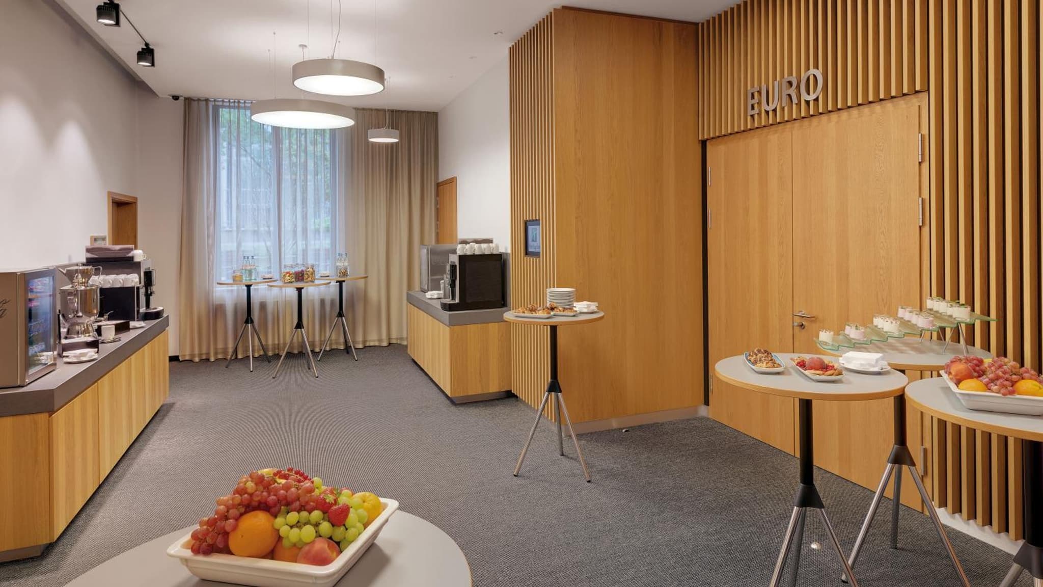 Holiday Inn Frankfurt - Alte Oper by IHG photo 4