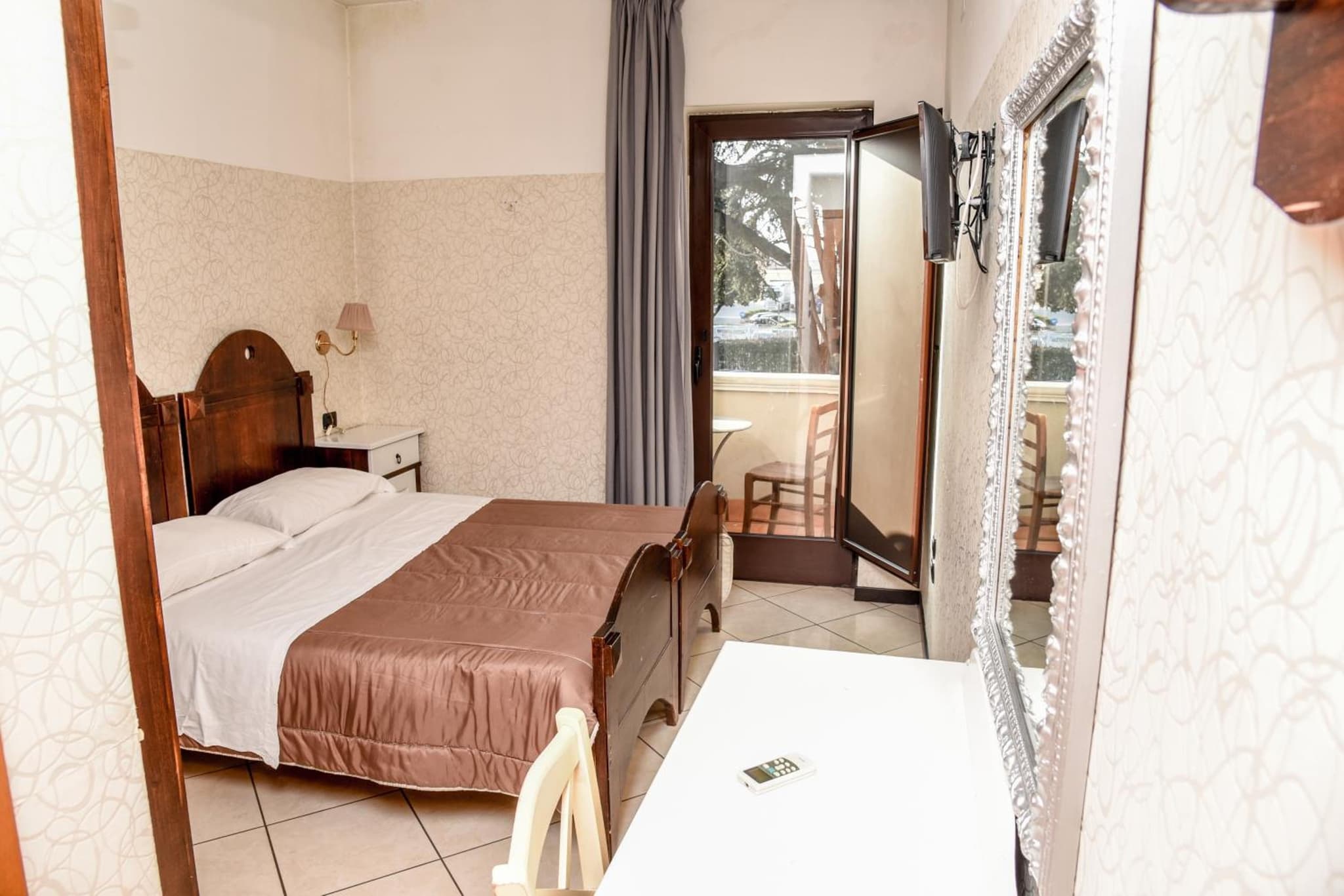 Business Hotel photo 2