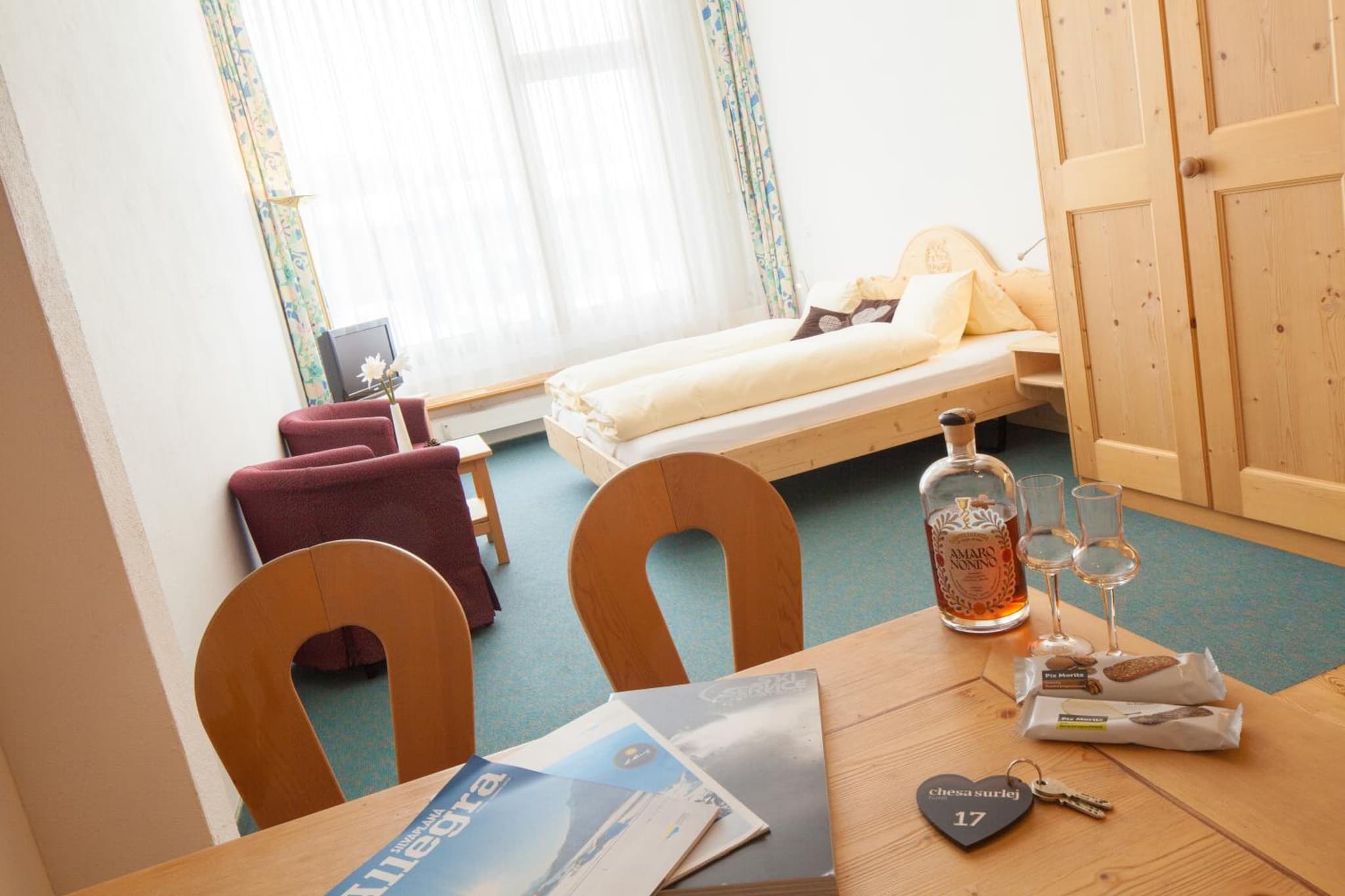 Hotel Chesa Surlej photo 6