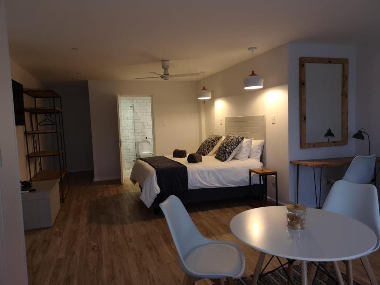 Stonebrook Apartments photo 6
