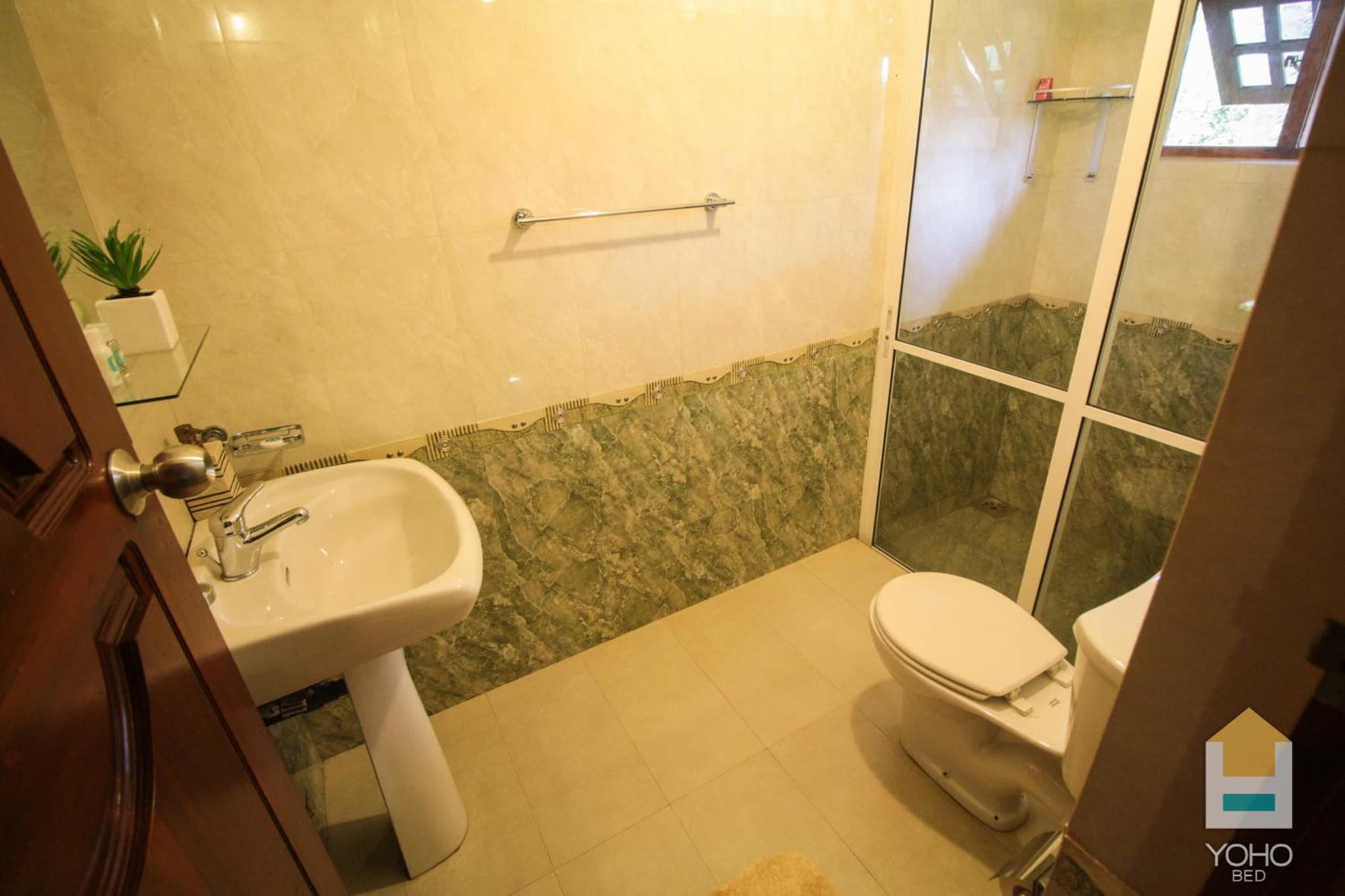 Airport Green Olive Villa photo 8
