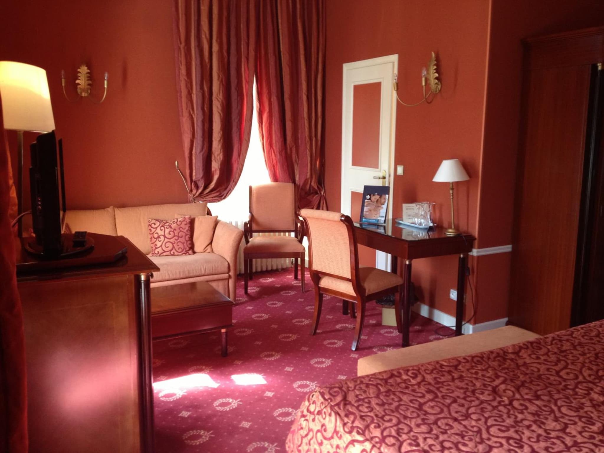 Logis Hôtel Les Maréchaux photo 2