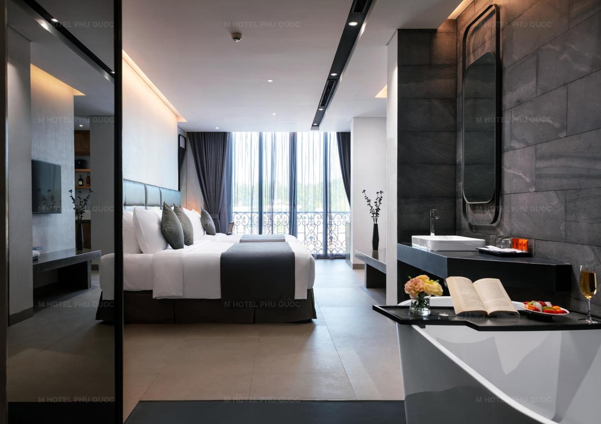 M Hotel Phu Quoc photo 2