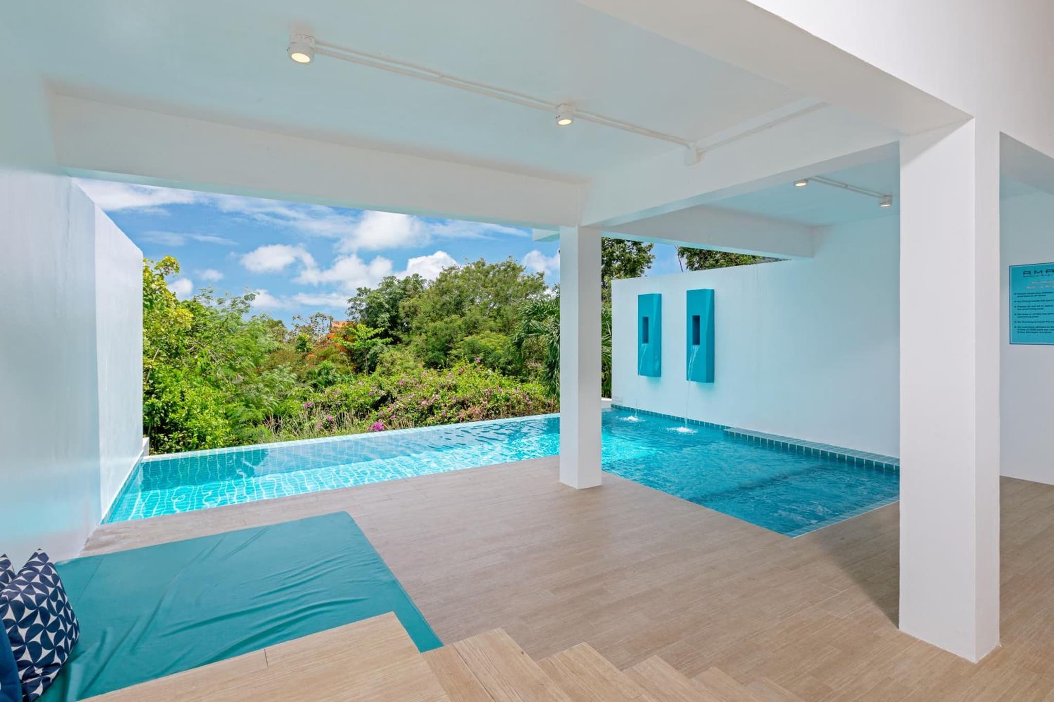 Amala Grand Bleu Resort Hilltops photo 2