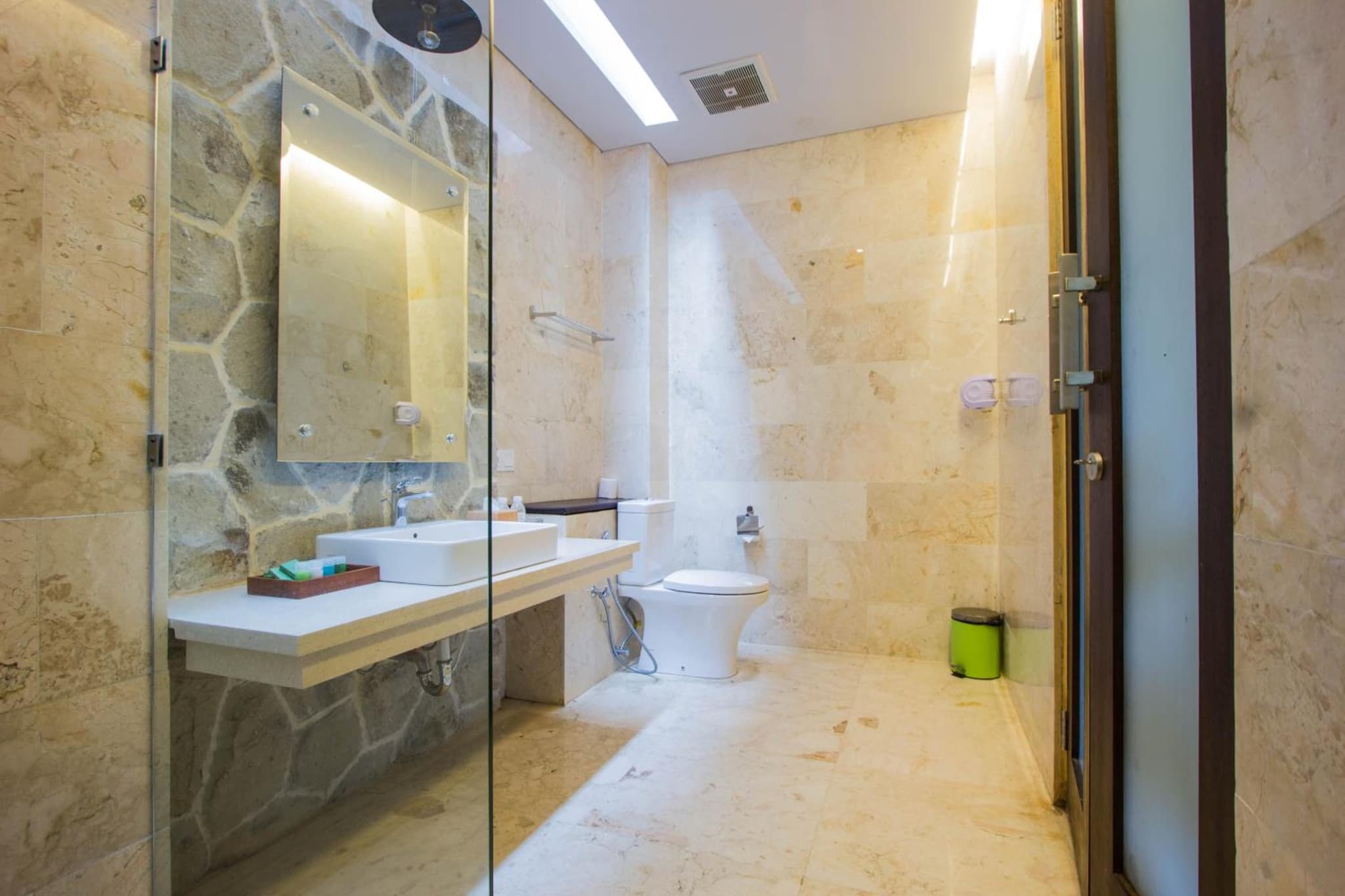 djabu Canggu Beach Villa photo 9