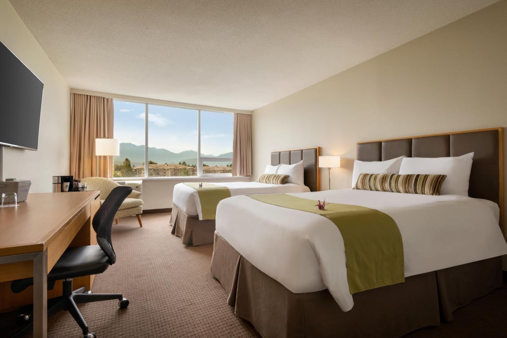 Coast Chilliwack Hotel by APA photo 8