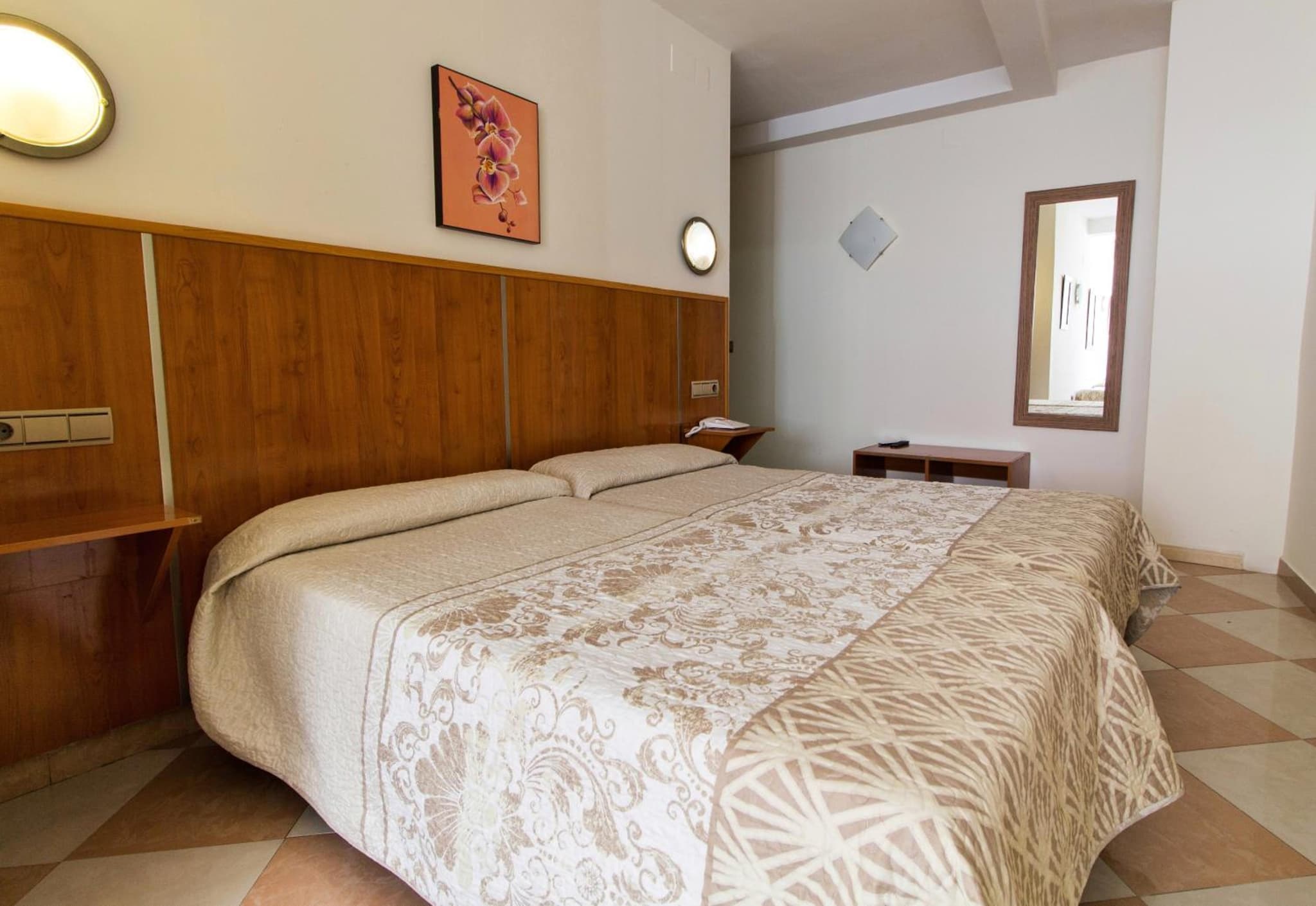 Nch Hotel Torremolinos photo 4