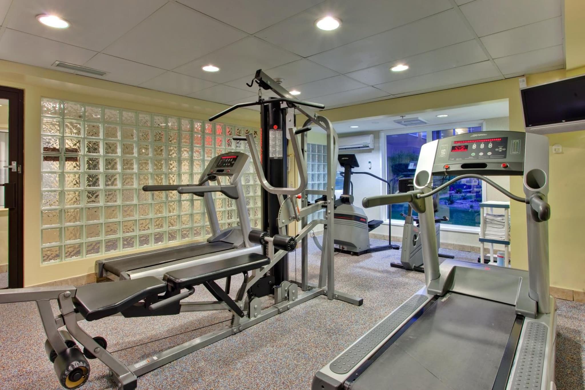 Holiday Inn Express Red Deer by IHG photo 9