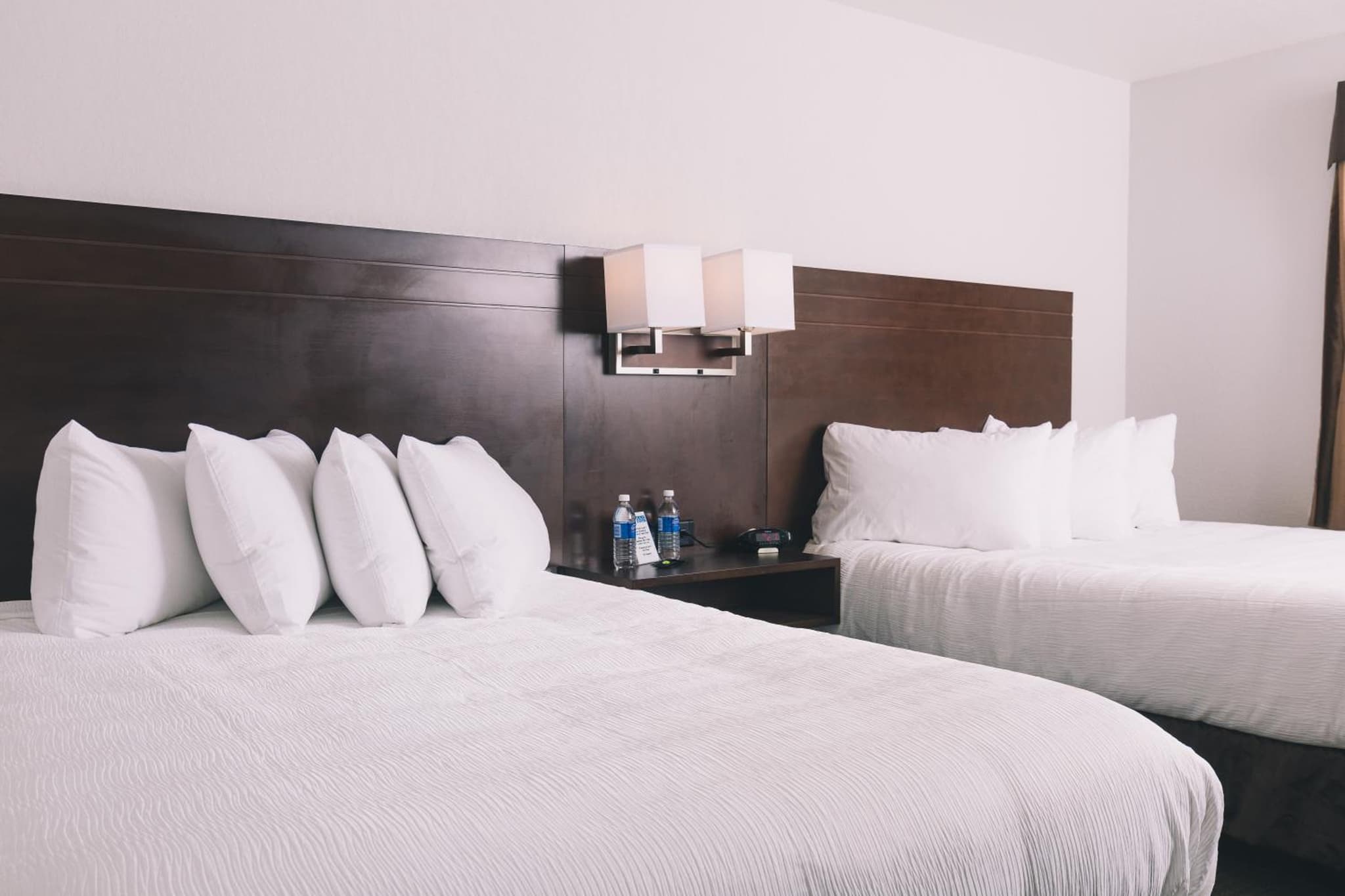 Service Plus Inns and Suites photo 5