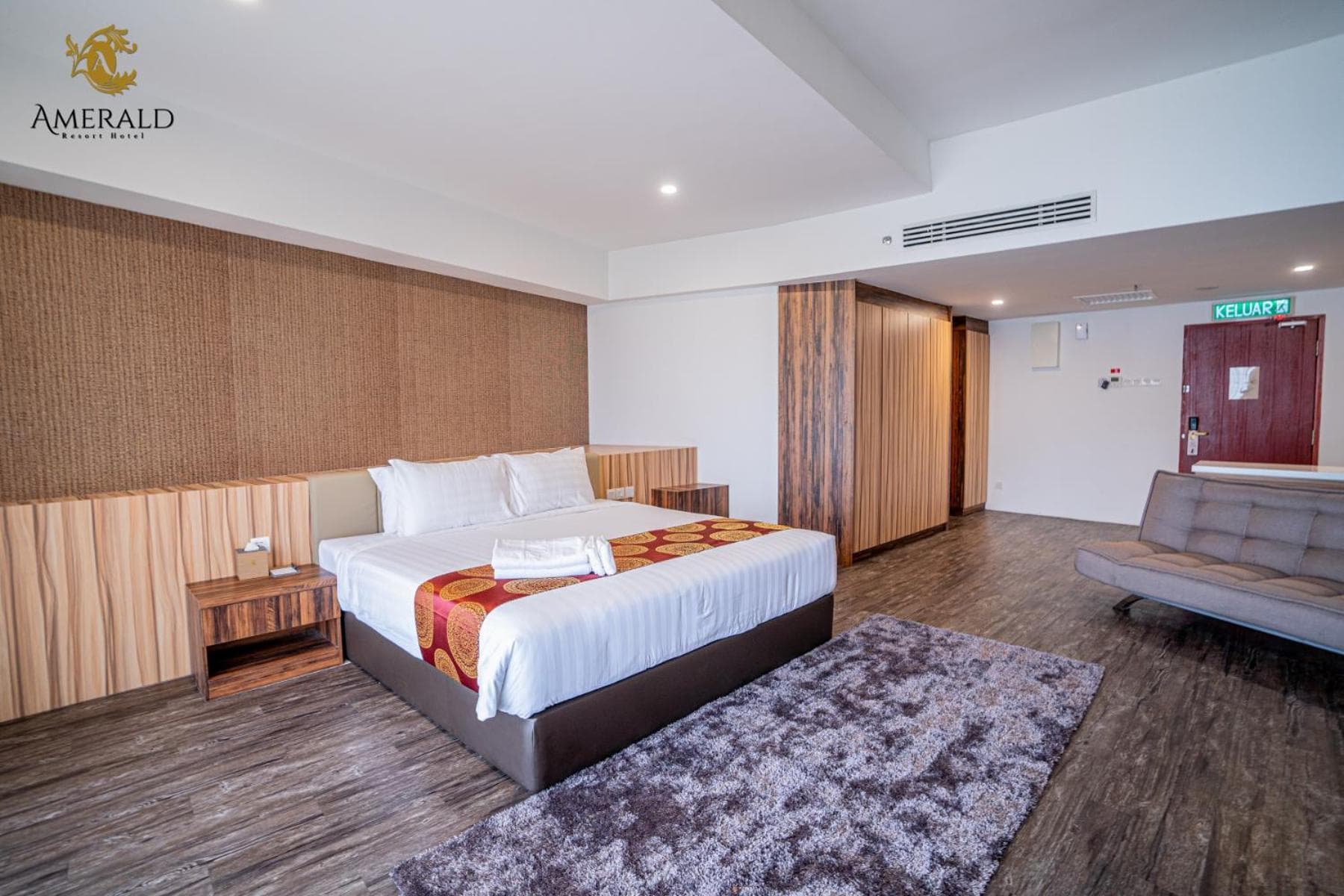 AMERALD RESORT HOTEL DESARU photo 4