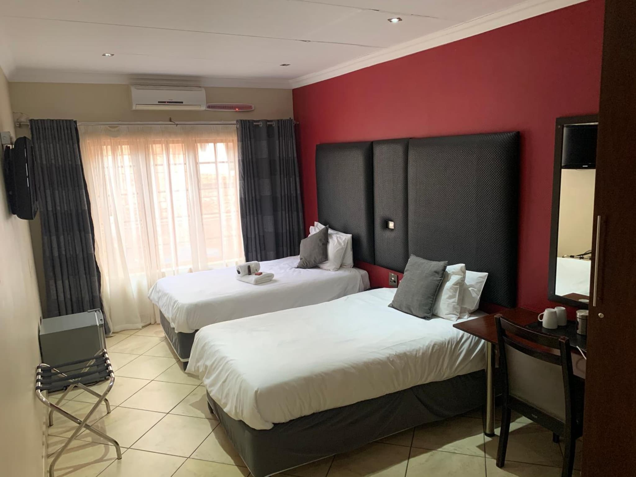 Ivory Lodge Bendor photo 6