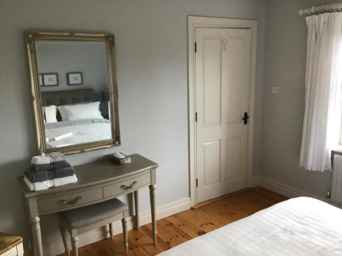 Venetia House - small guesthouse photo 4