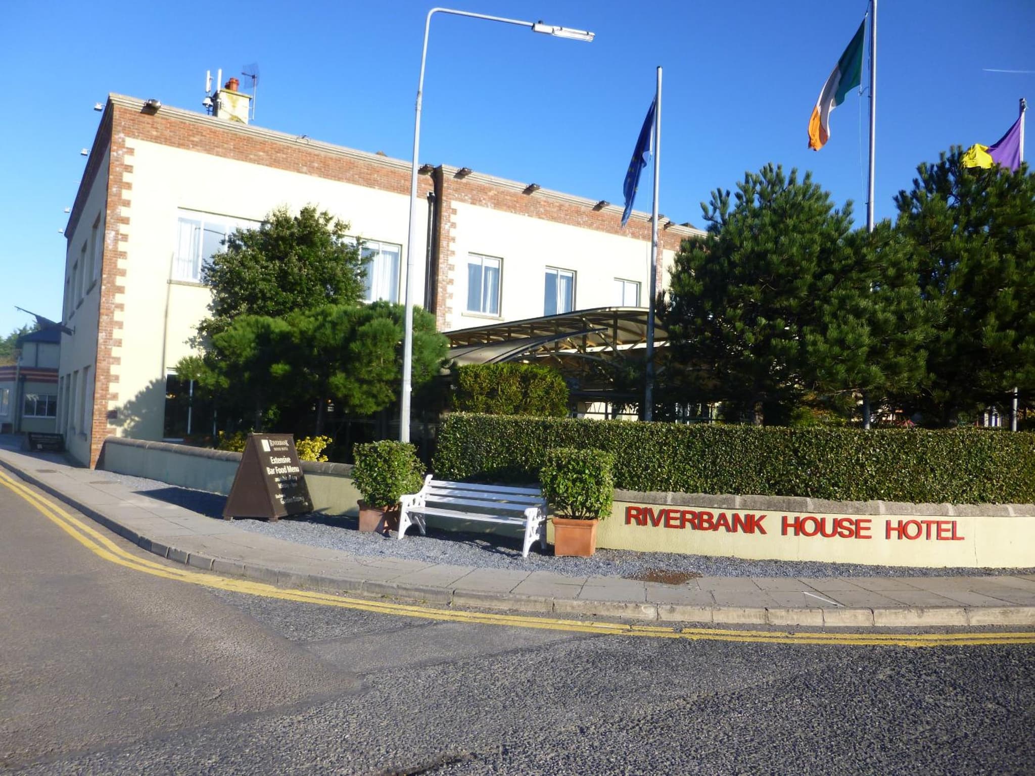 Riverbank House Hotel photo 3