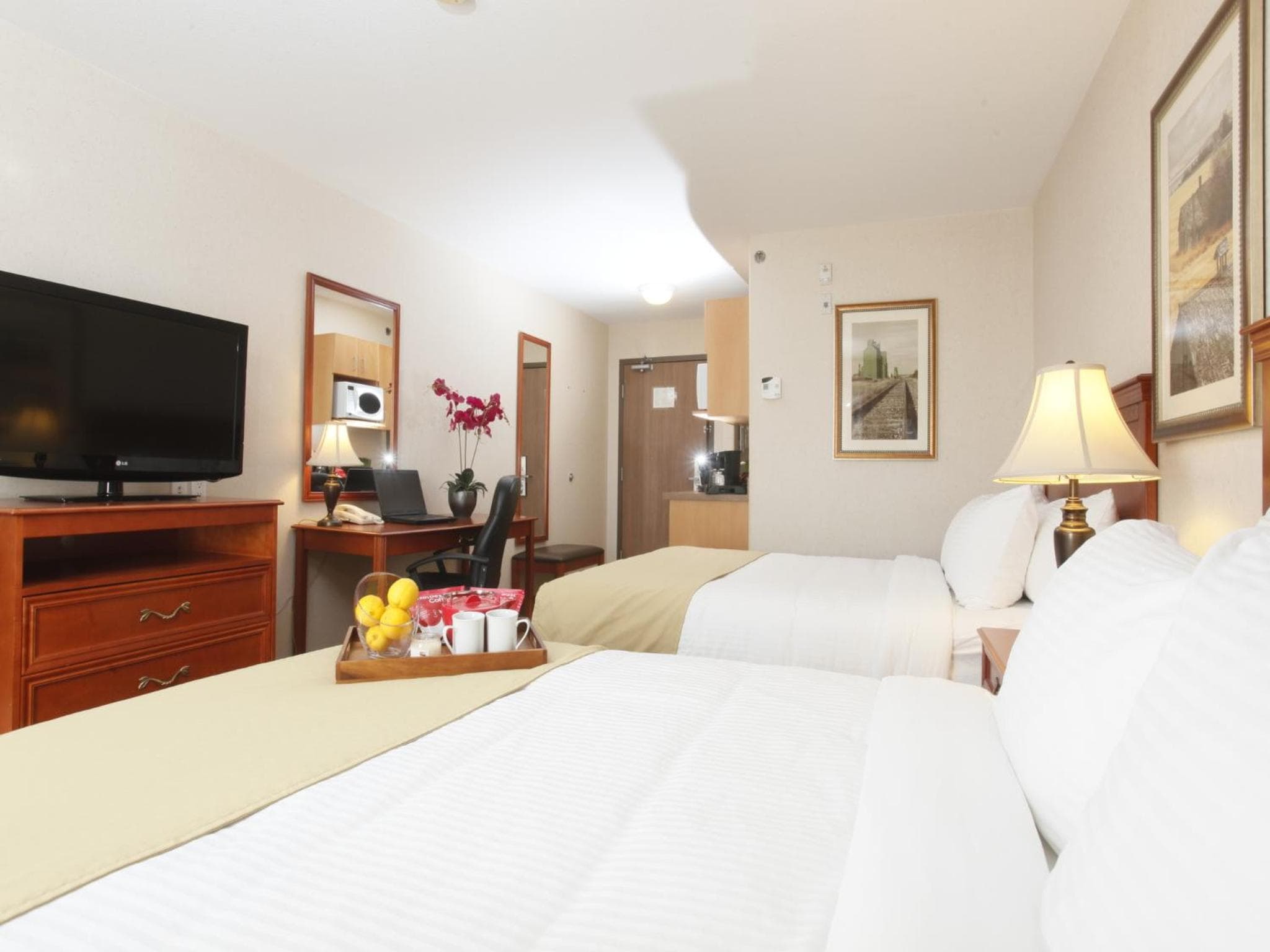 Stonebridge Hotel Dawson Creek photo 3