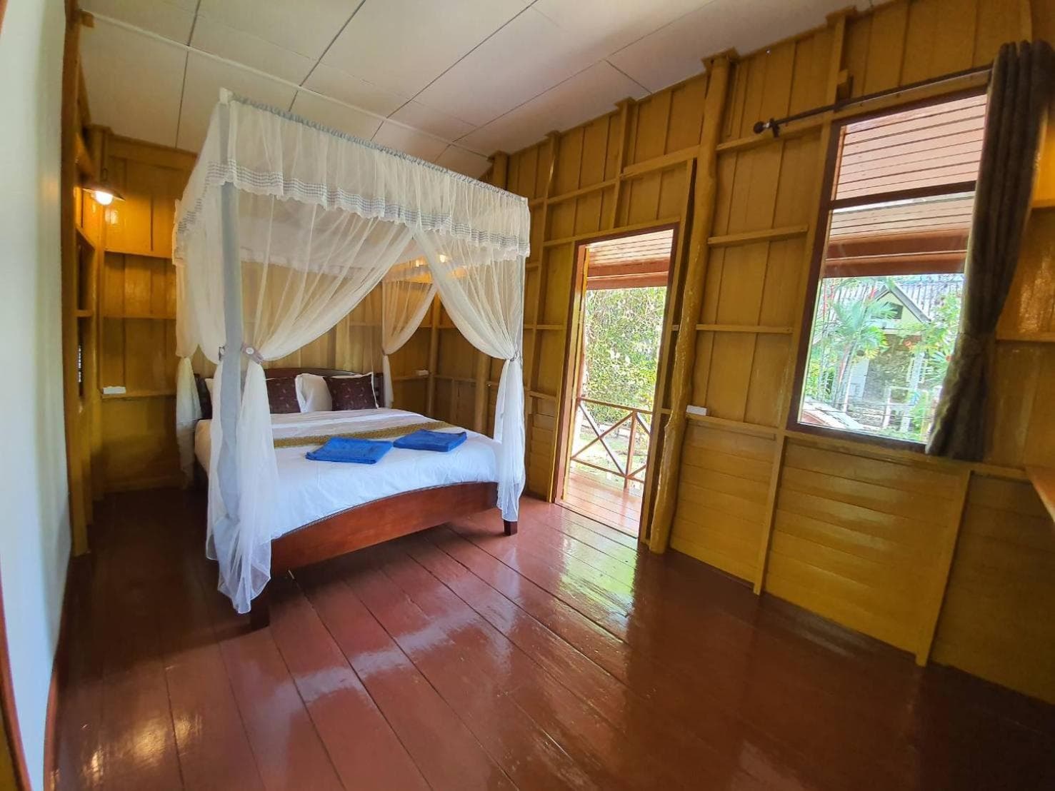 Tree Tops River Huts photo 2